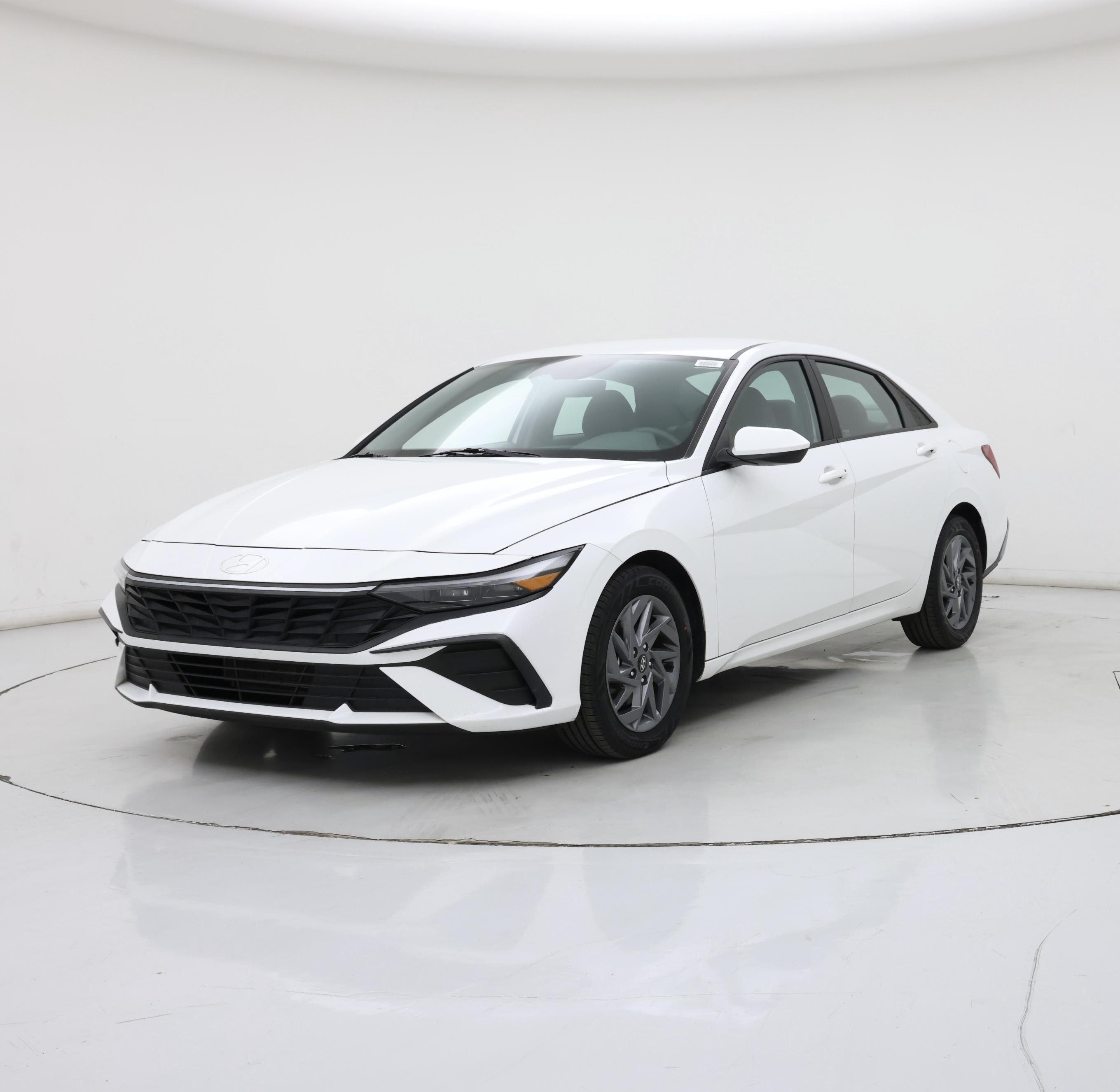 Thumbnail: 2024 Hyundai Elantra - 4