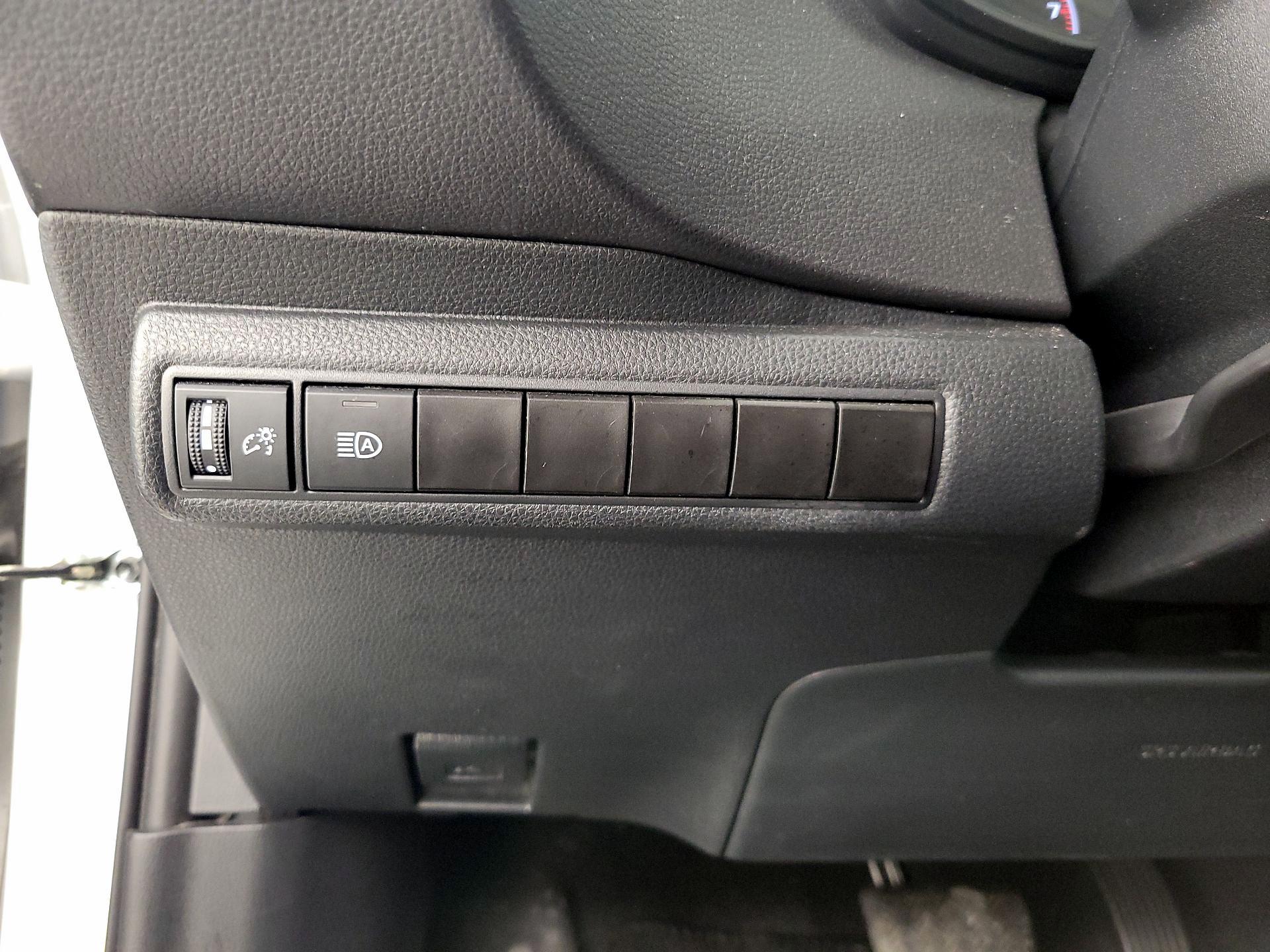 Thumbnail: 2024 Toyota Corolla - 13