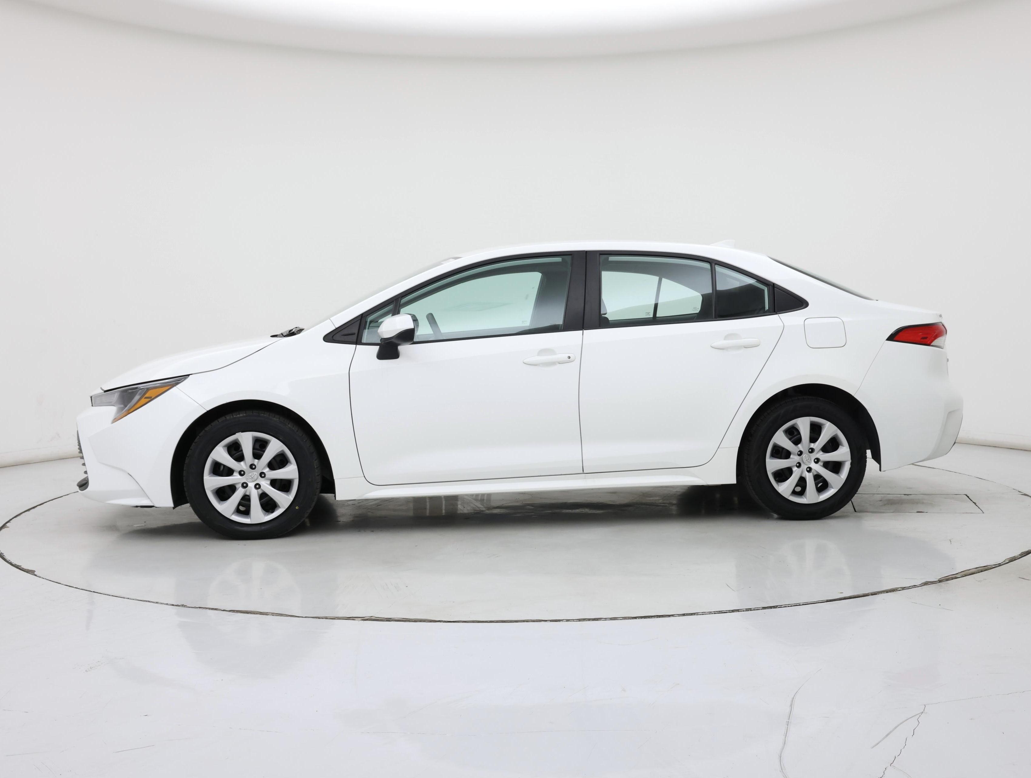 Thumbnail: 2024 Toyota Corolla - 3