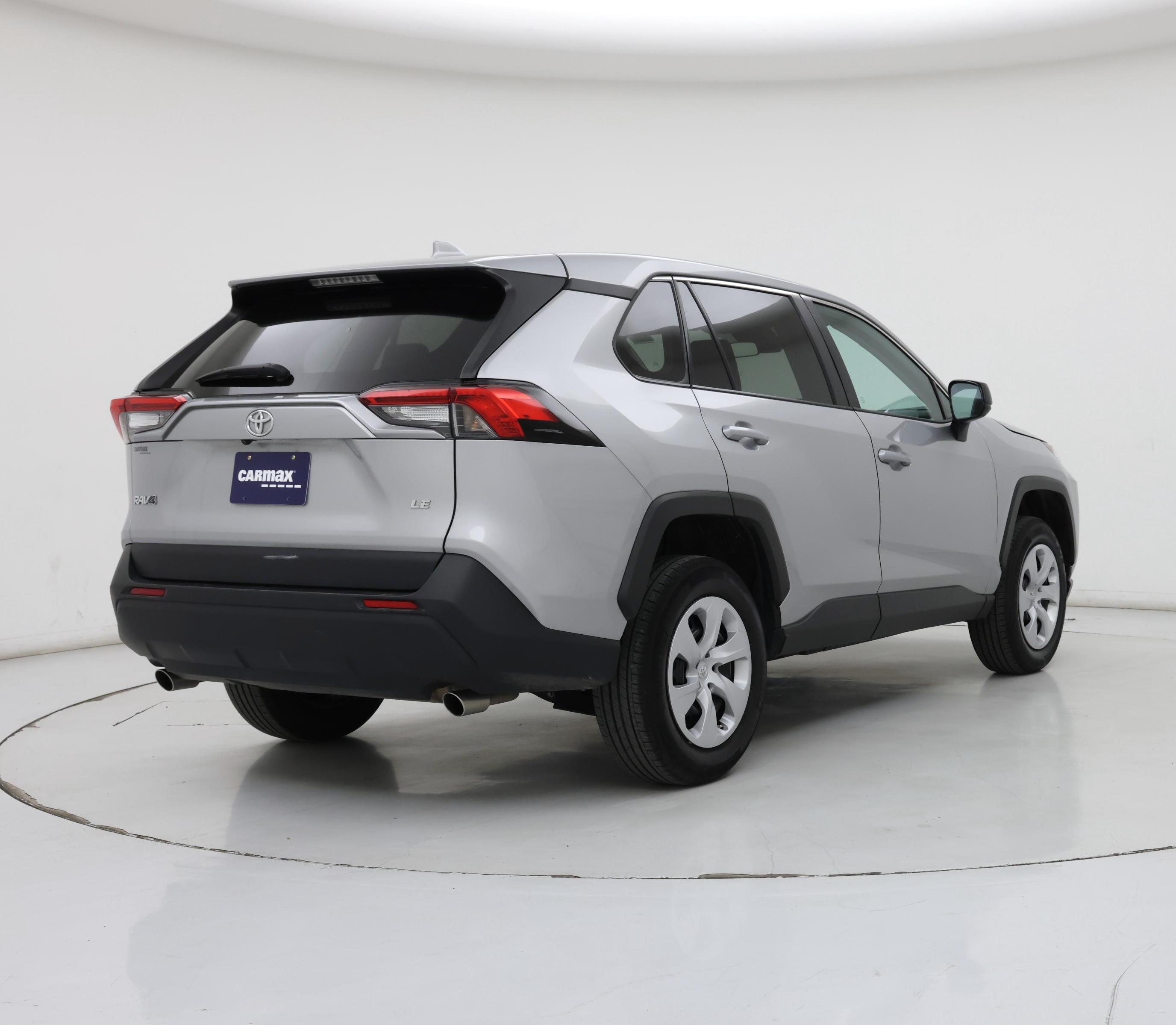 Thumbnail: 2024 Toyota RAV4 - 8