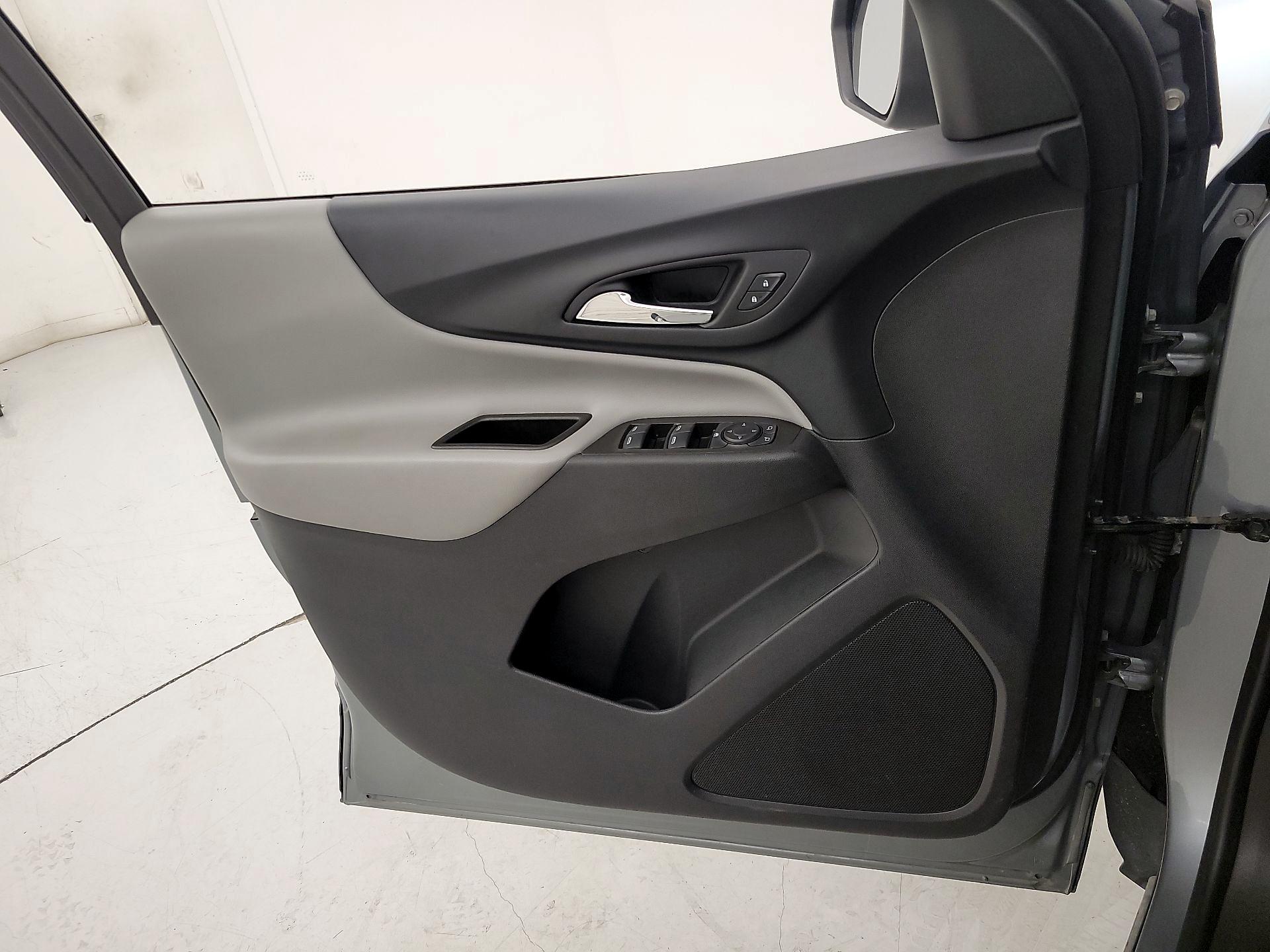 Thumbnail: 2023 Chevrolet Equinox - 12