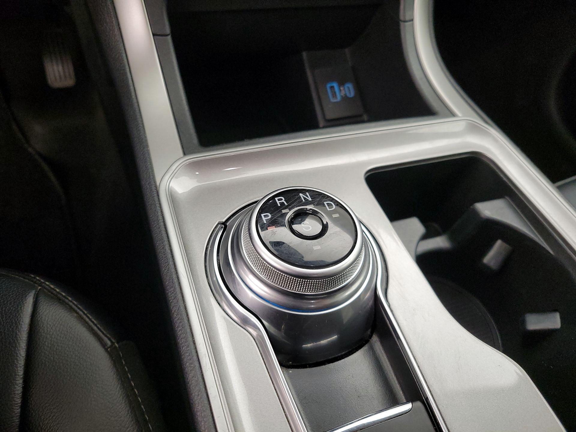 Thumbnail: 2024 Ford Edge - 17