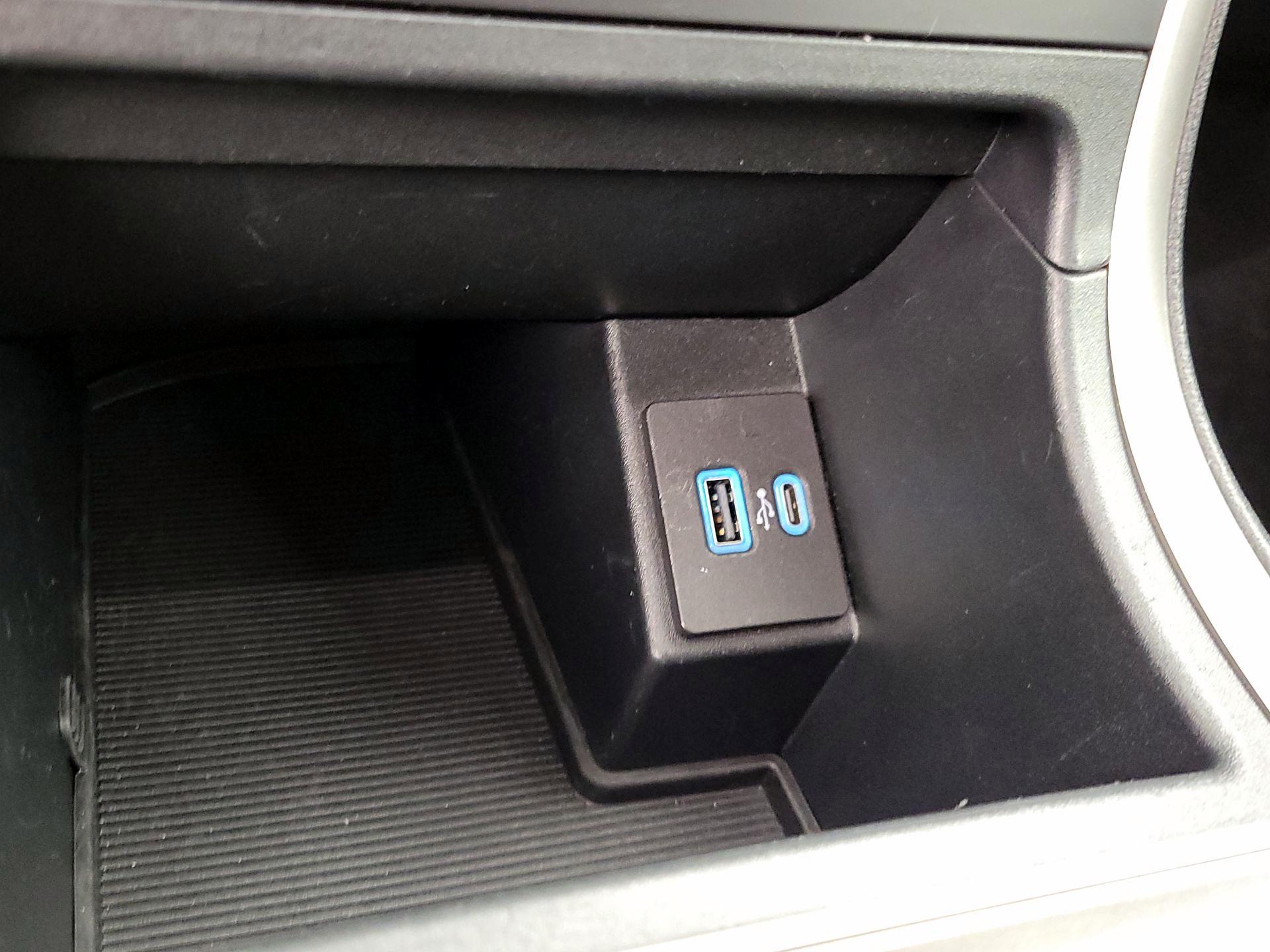 Thumbnail: 2024 Ford Edge - 18