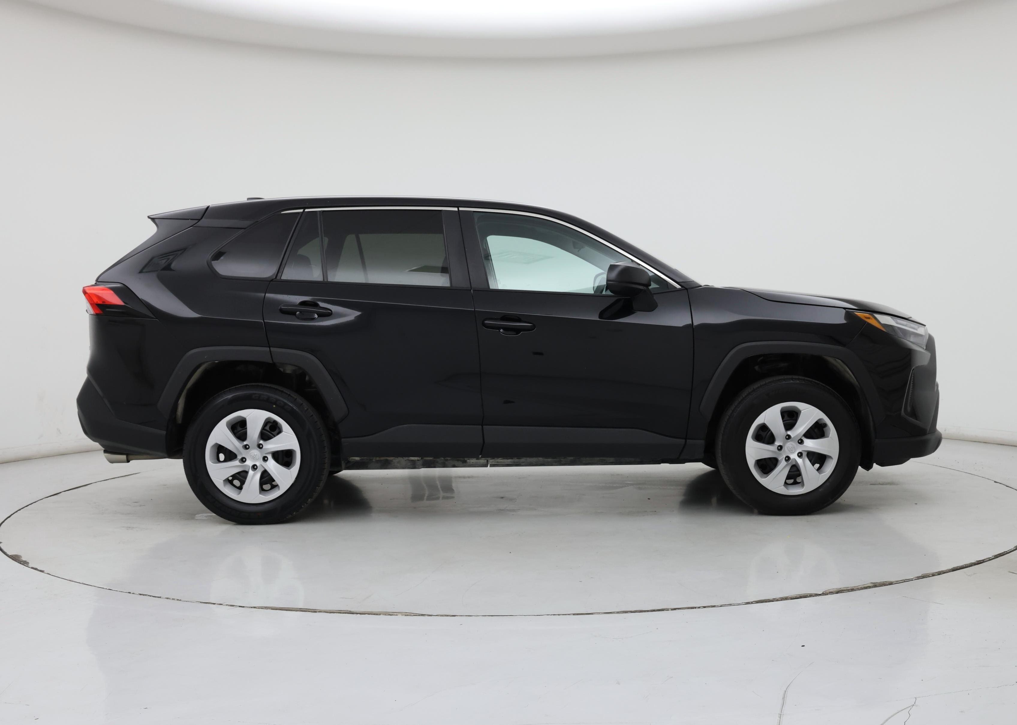 Thumbnail: 2024 Toyota RAV4 - 7