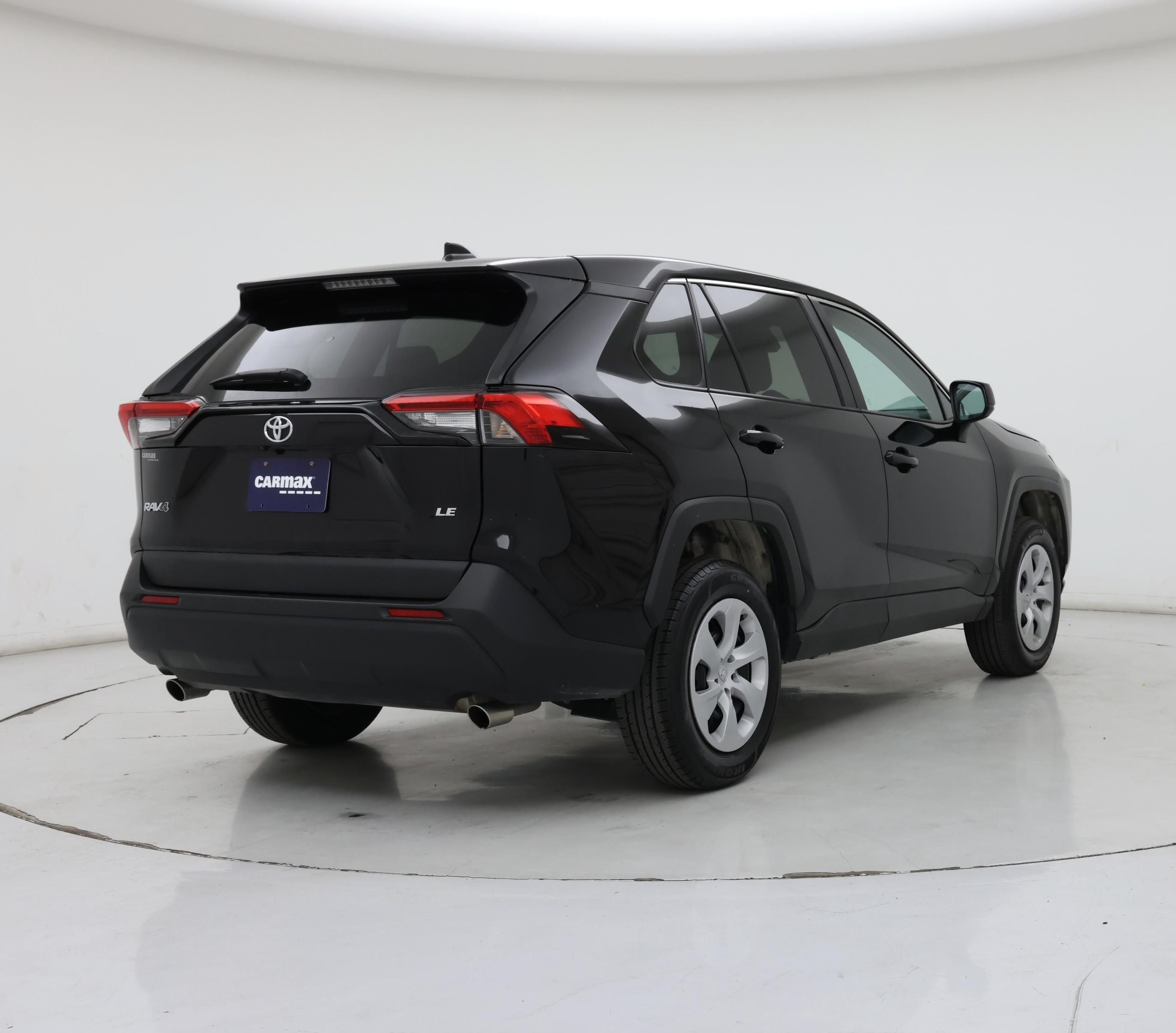 Thumbnail: 2024 Toyota RAV4 - 8