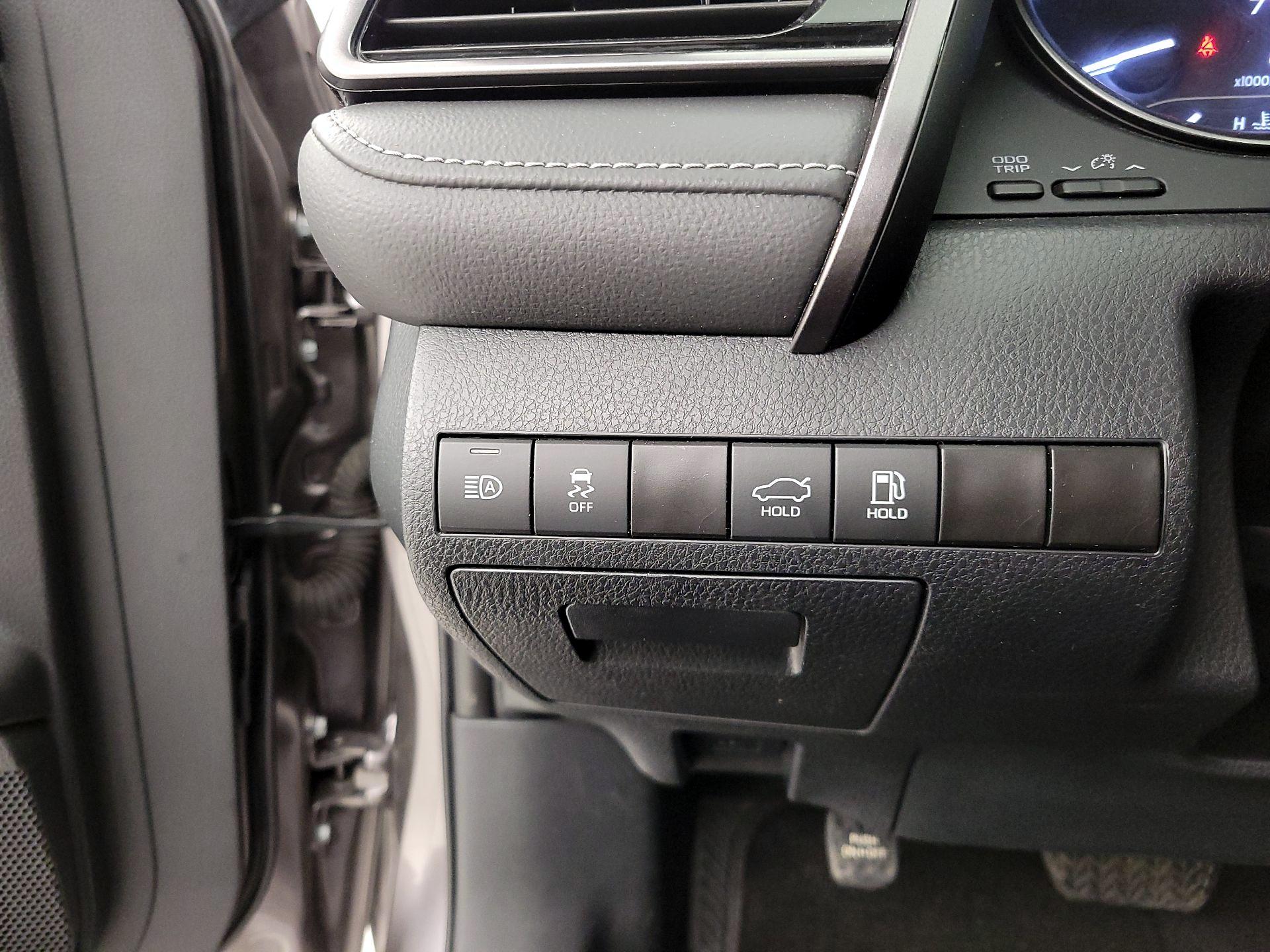 Thumbnail: 2024 Toyota Camry - 14