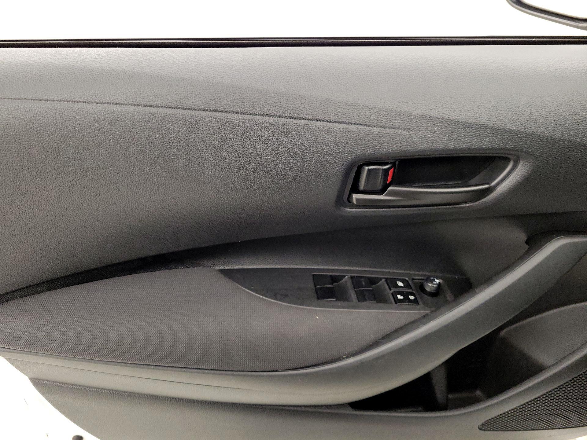 Thumbnail: 2025 Toyota Corolla - 12