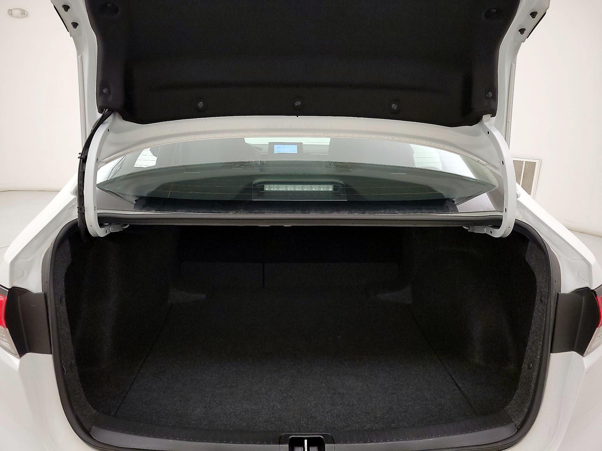 Thumbnail: 2025 Toyota Corolla - 20