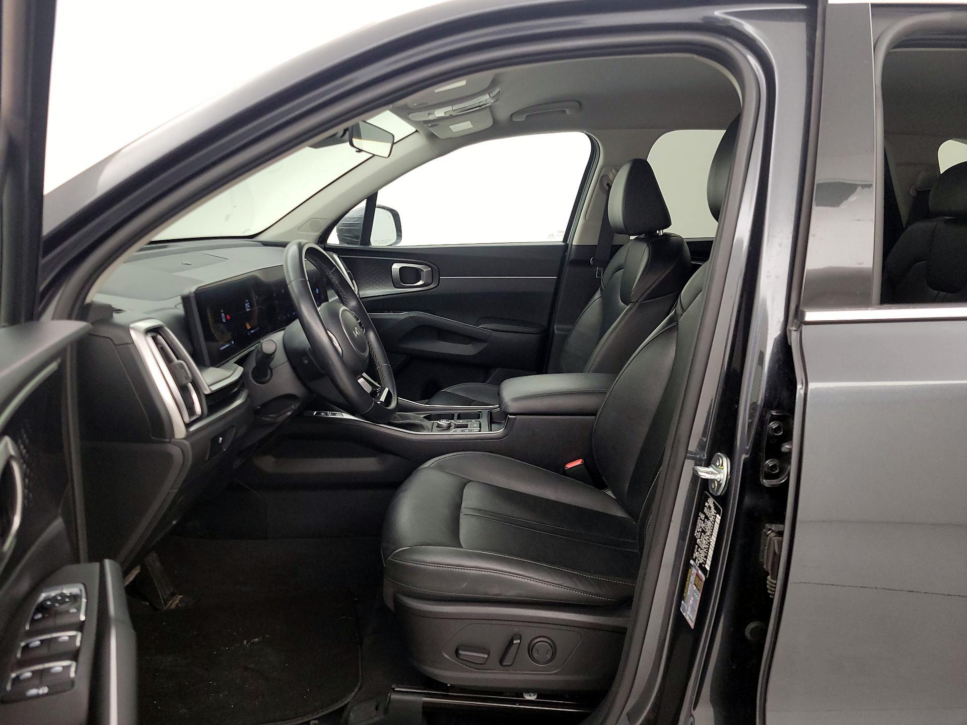 Thumbnail: 2024 Kia Sorento - 11