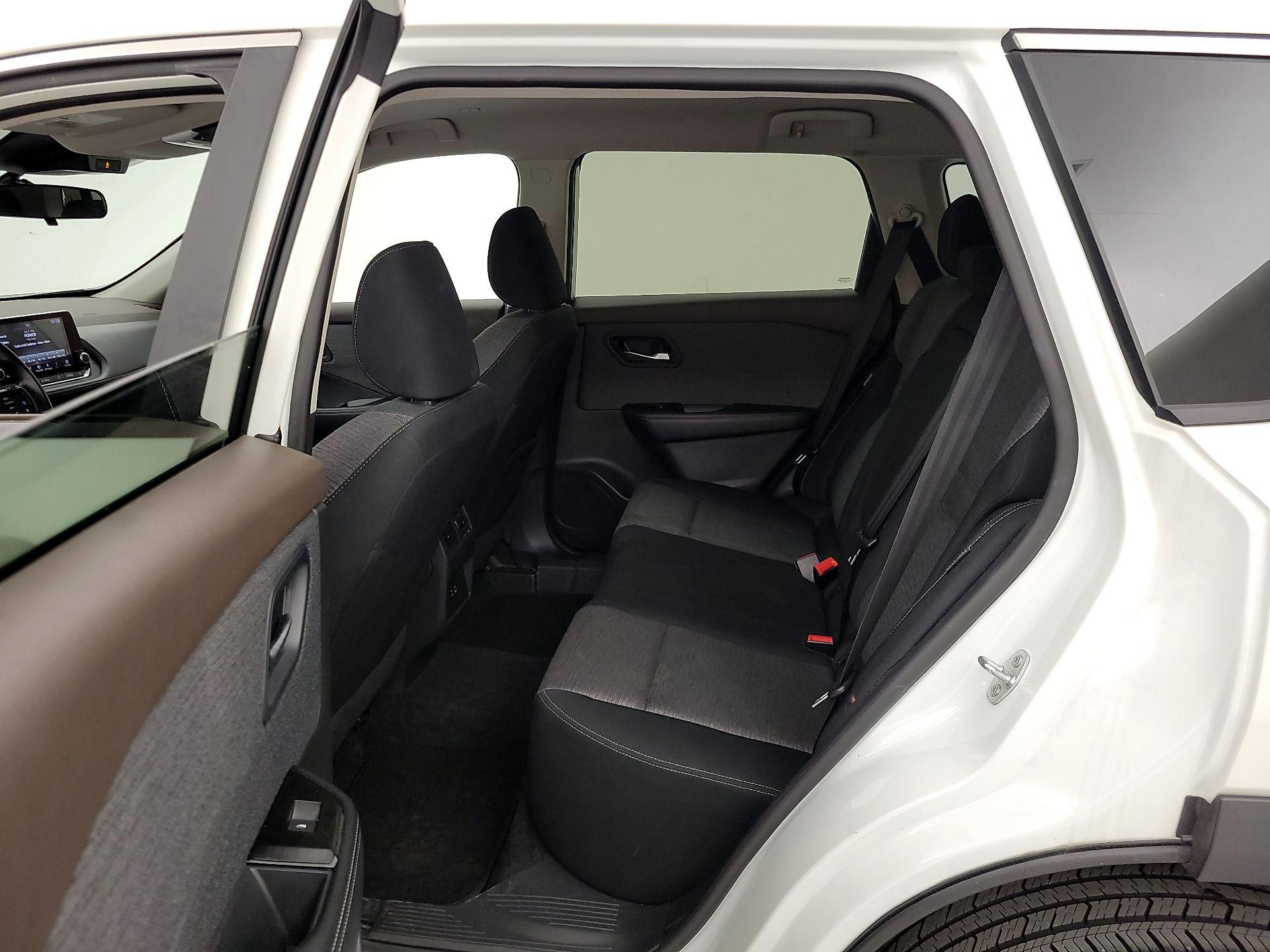 Thumbnail: 2023 Nissan Rogue - 19