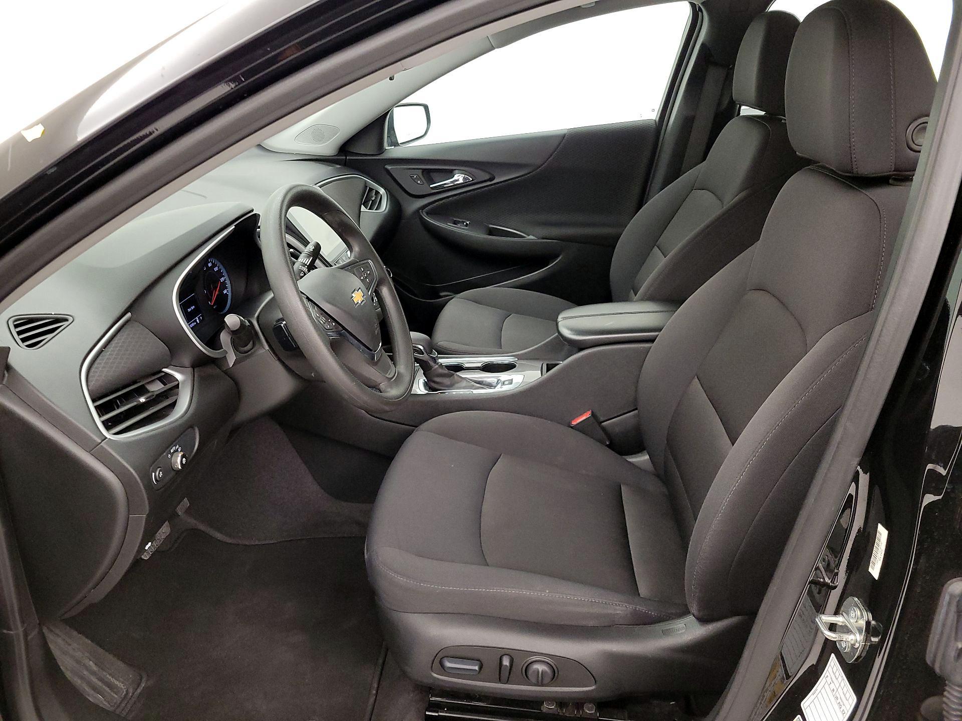 Thumbnail: 2023 Chevrolet Malibu - 11