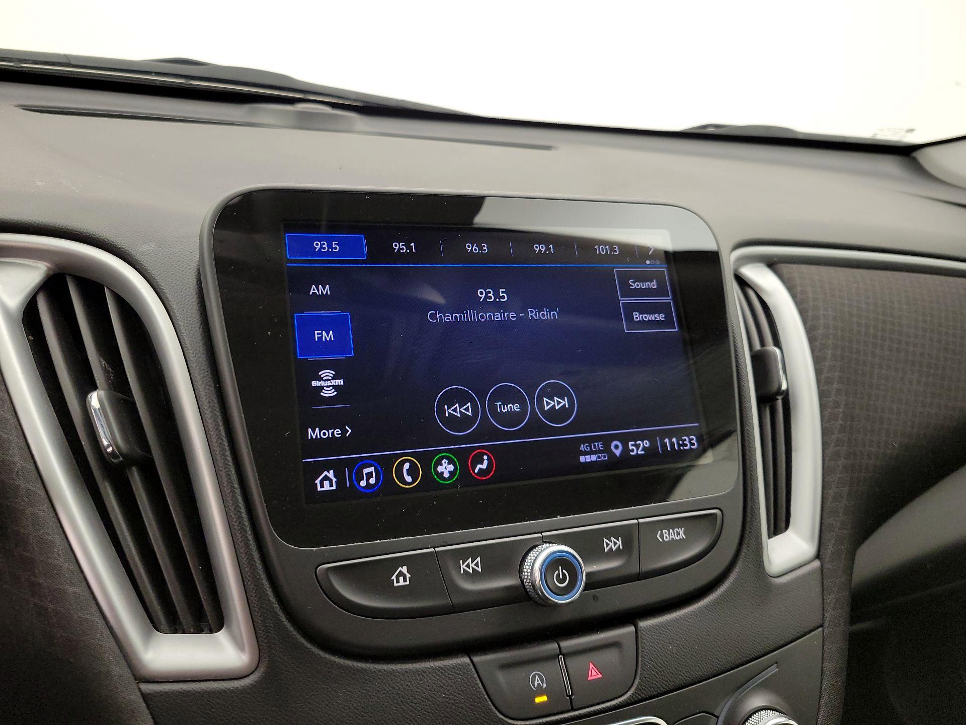 Thumbnail: 2023 Chevrolet Malibu - 15