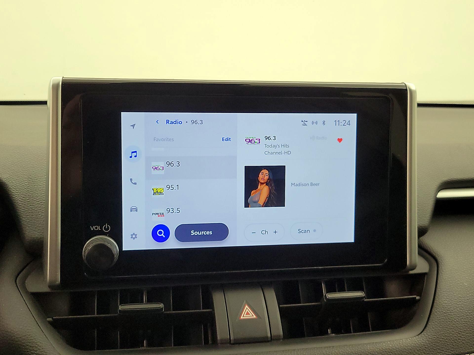 Thumbnail: 2024 Toyota RAV4 - 15