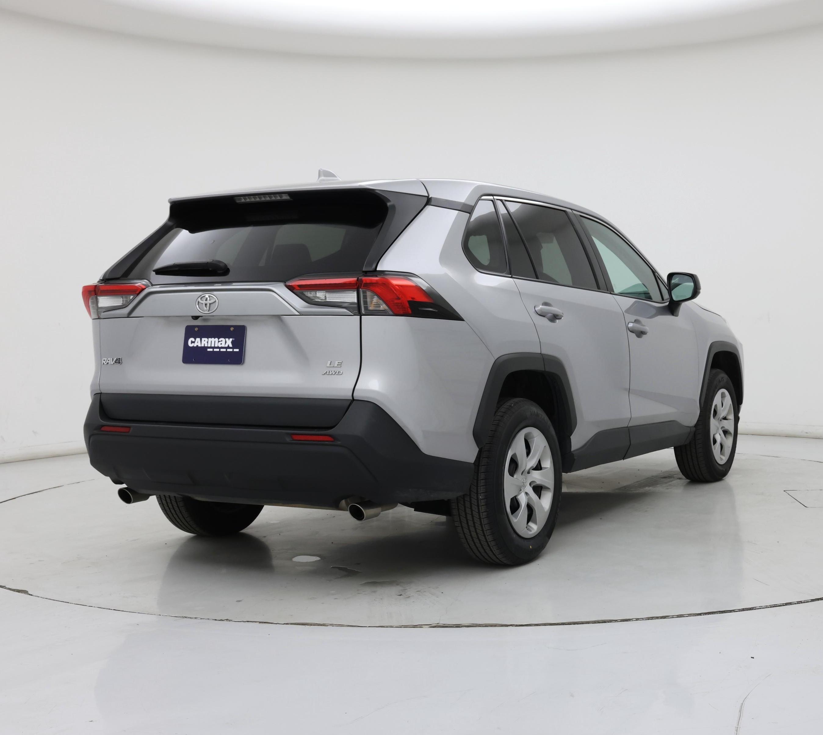 Thumbnail: 2024 Toyota RAV4 - 8