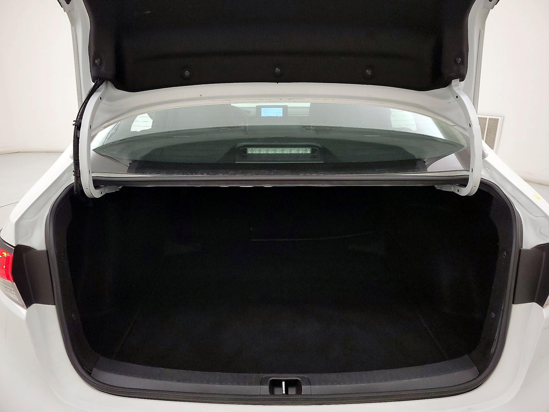 Thumbnail: 2024 Toyota Corolla - 20