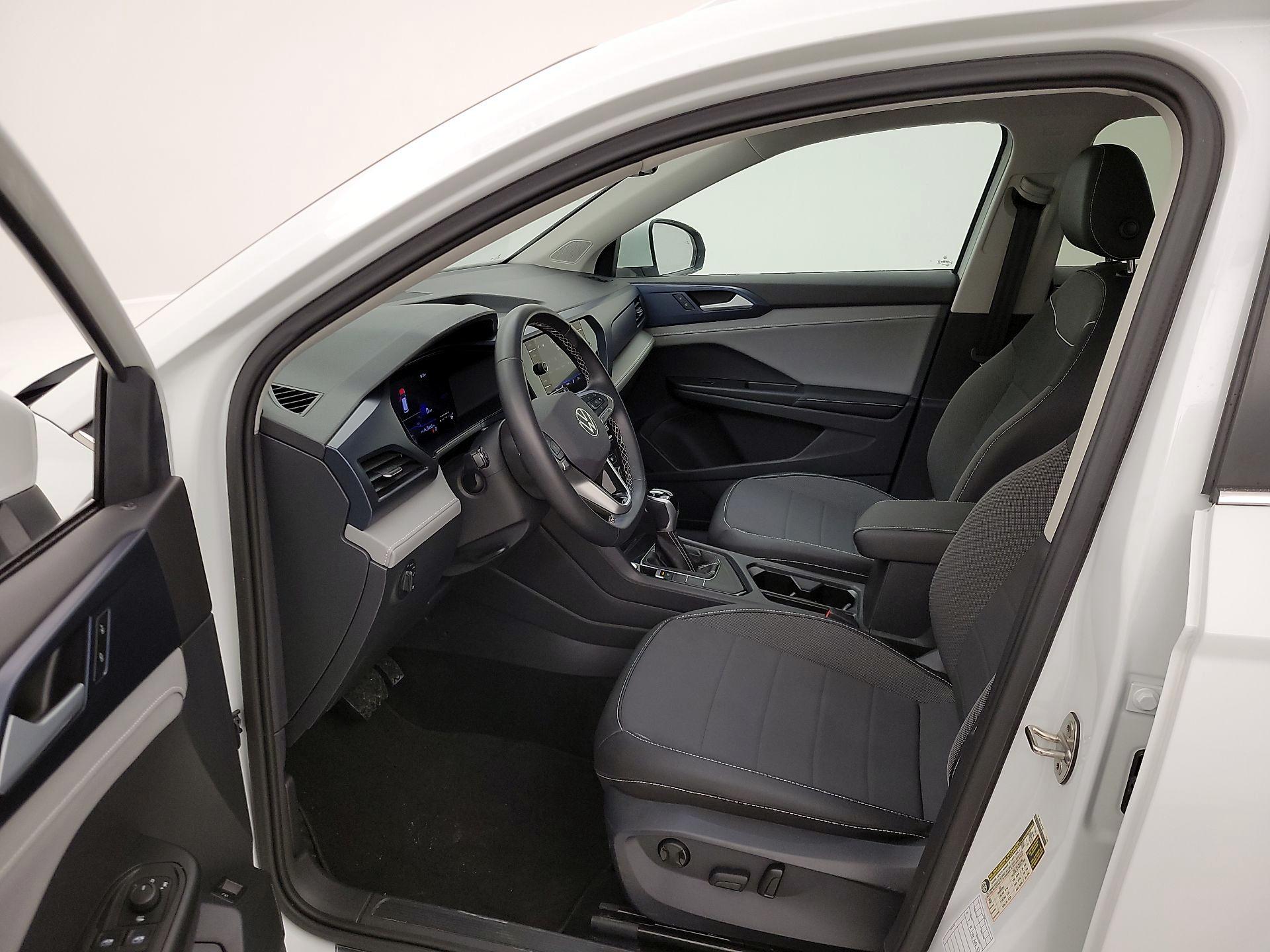 Thumbnail: 2024 Volkswagen Taos - 11