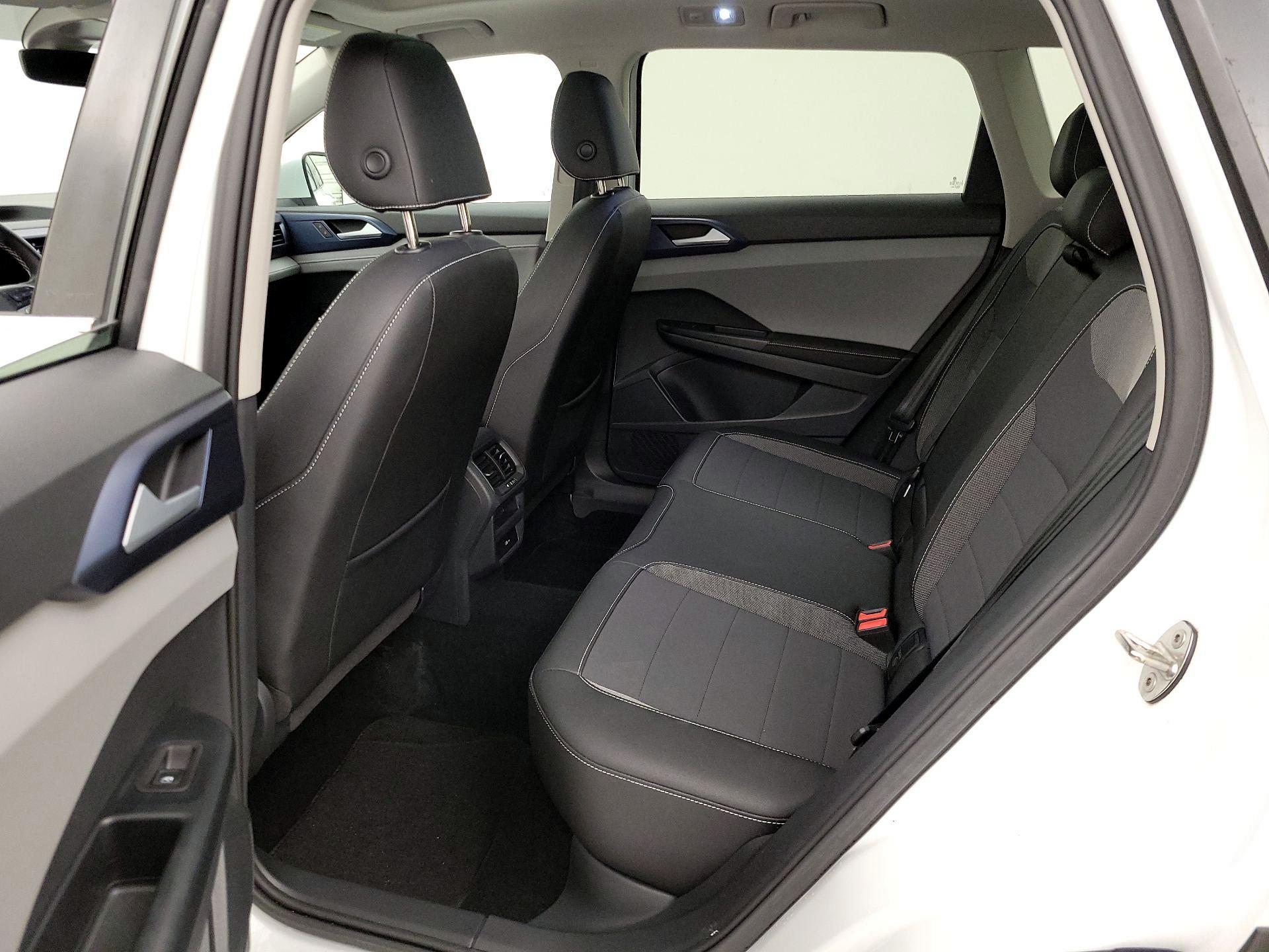 Thumbnail: 2024 Volkswagen Taos - 20