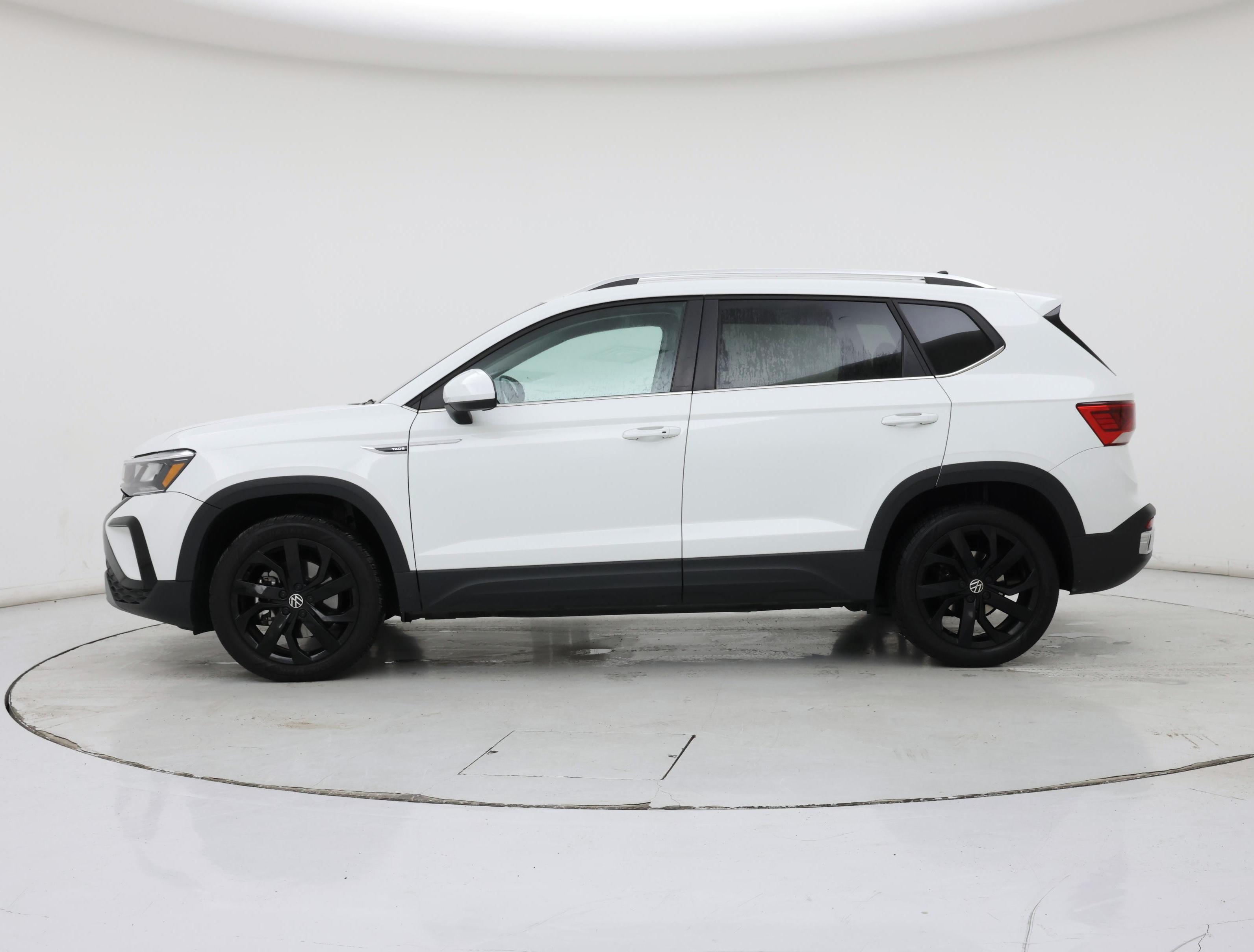 Thumbnail: 2024 Volkswagen Taos - 3