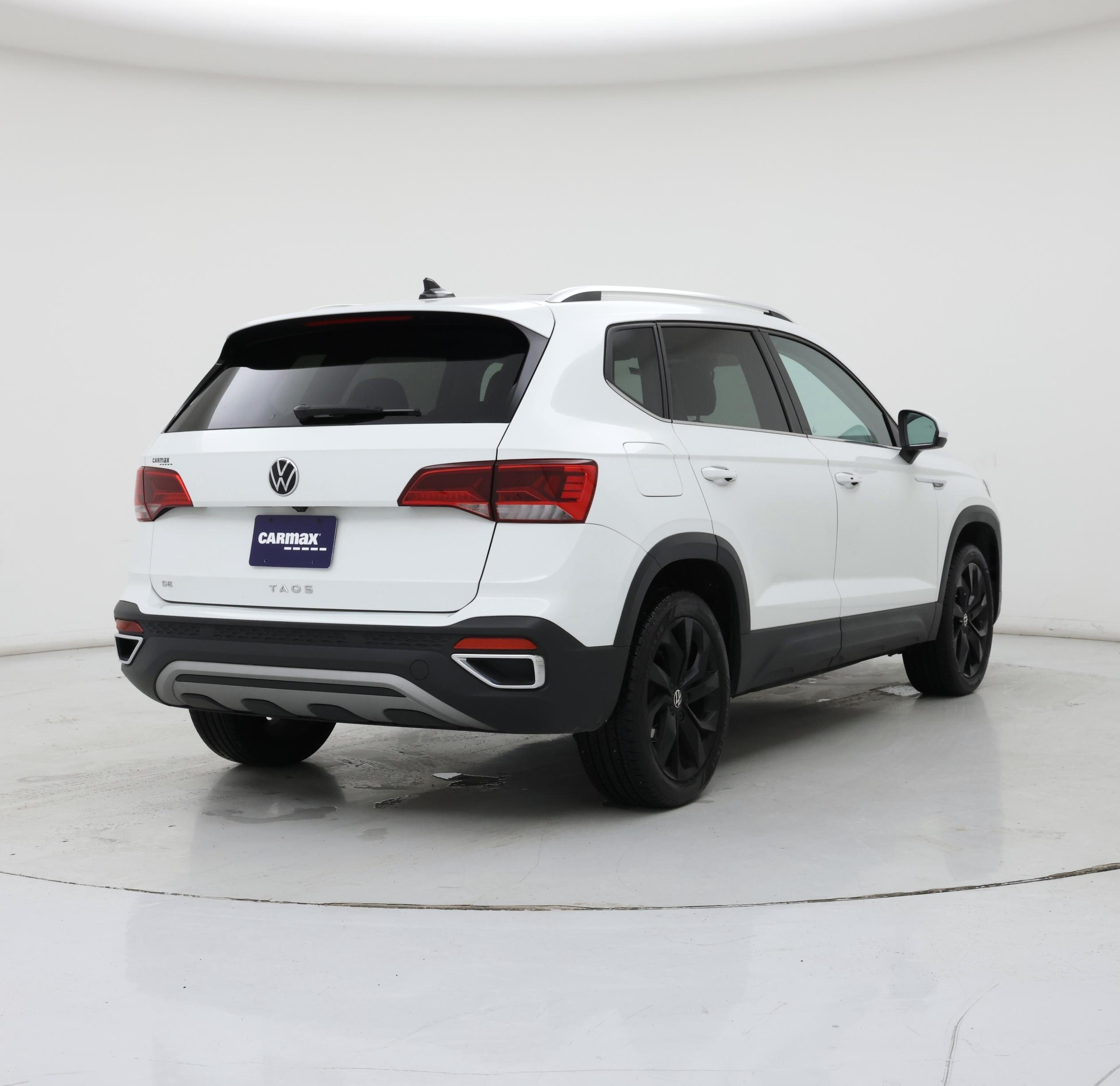 Thumbnail: 2024 Volkswagen Taos - 8