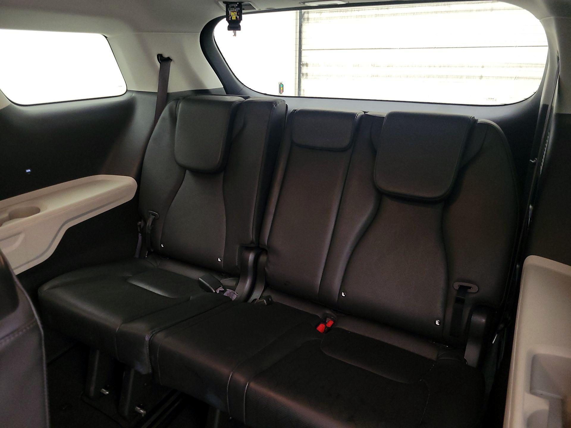 Thumbnail: 2024 Kia Carnival - 20