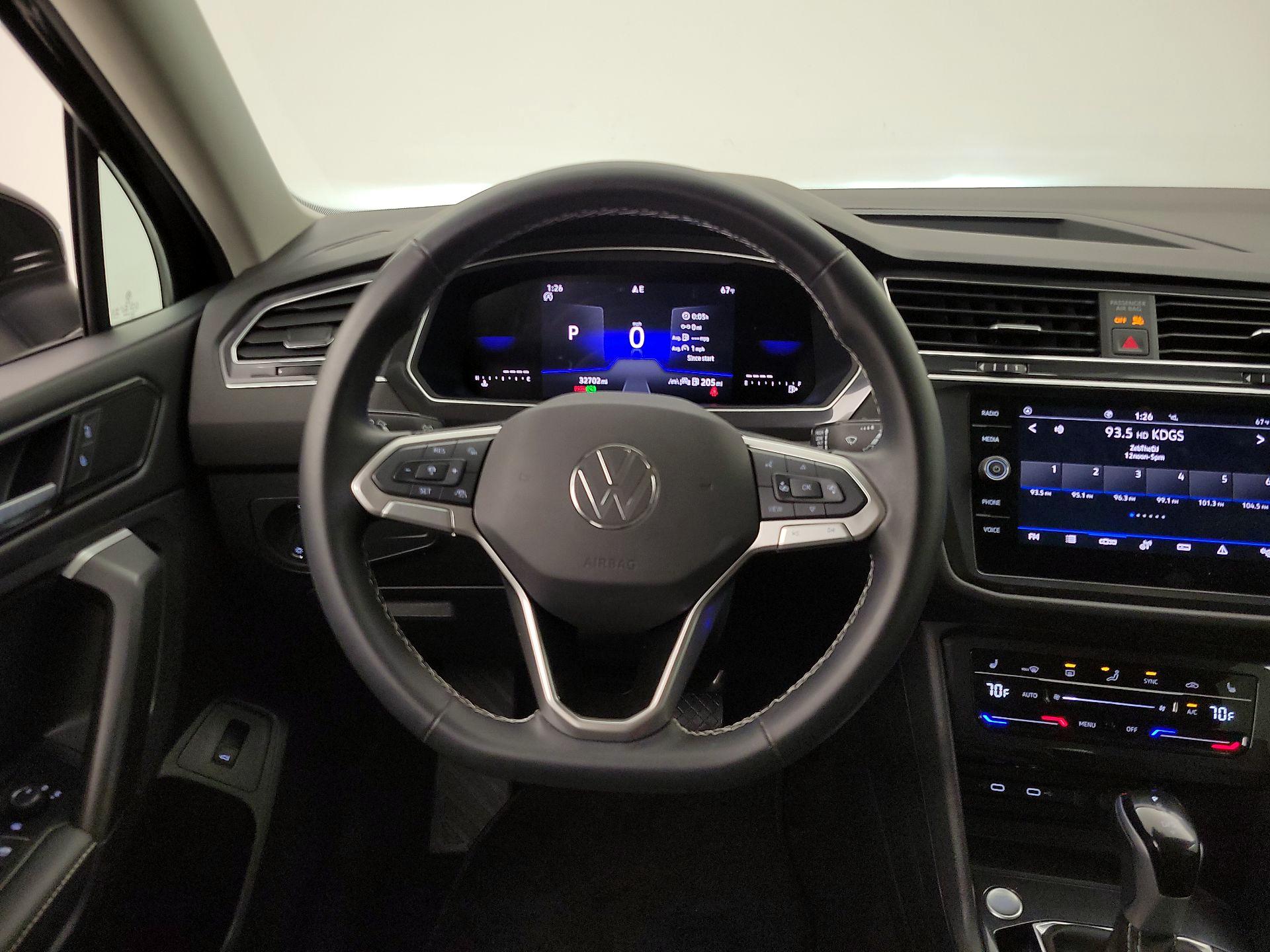 Thumbnail: 2024 Volkswagen Tiguan - 10