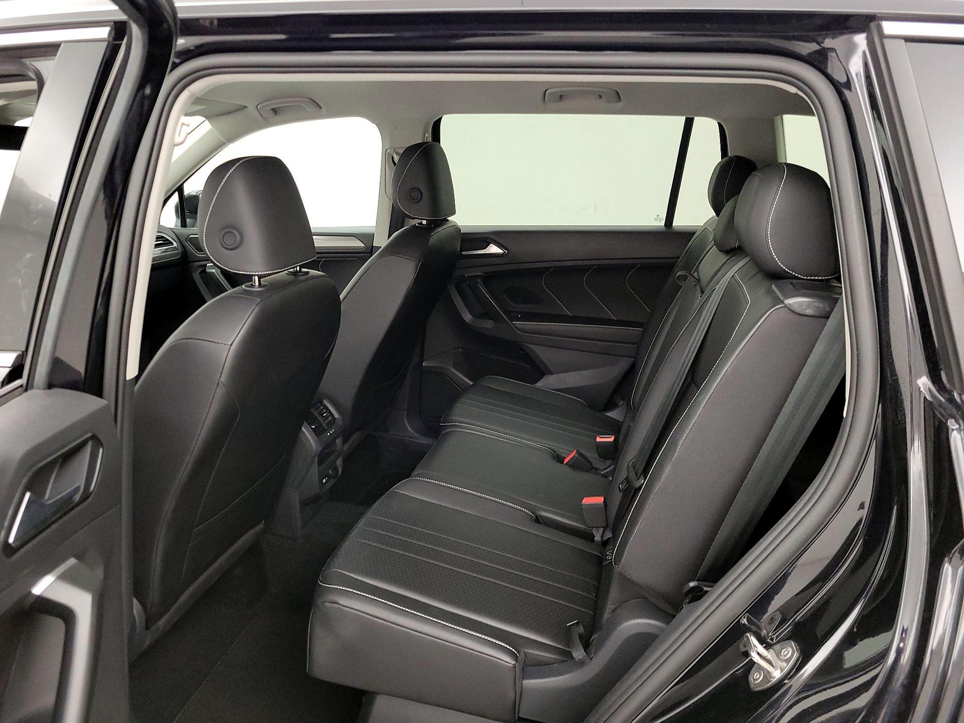 Thumbnail: 2024 Volkswagen Tiguan - 19