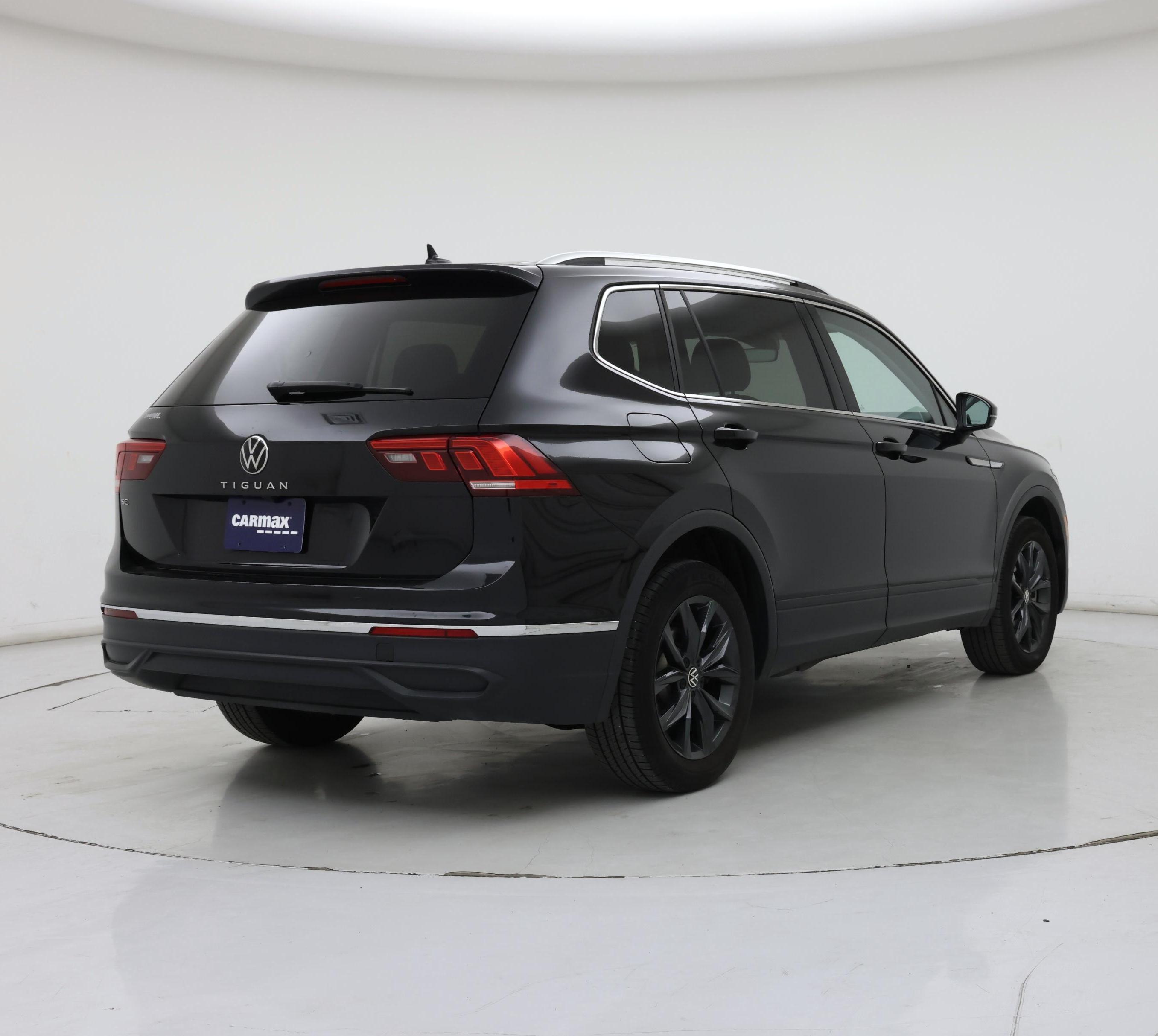 Thumbnail: 2024 Volkswagen Tiguan - 8