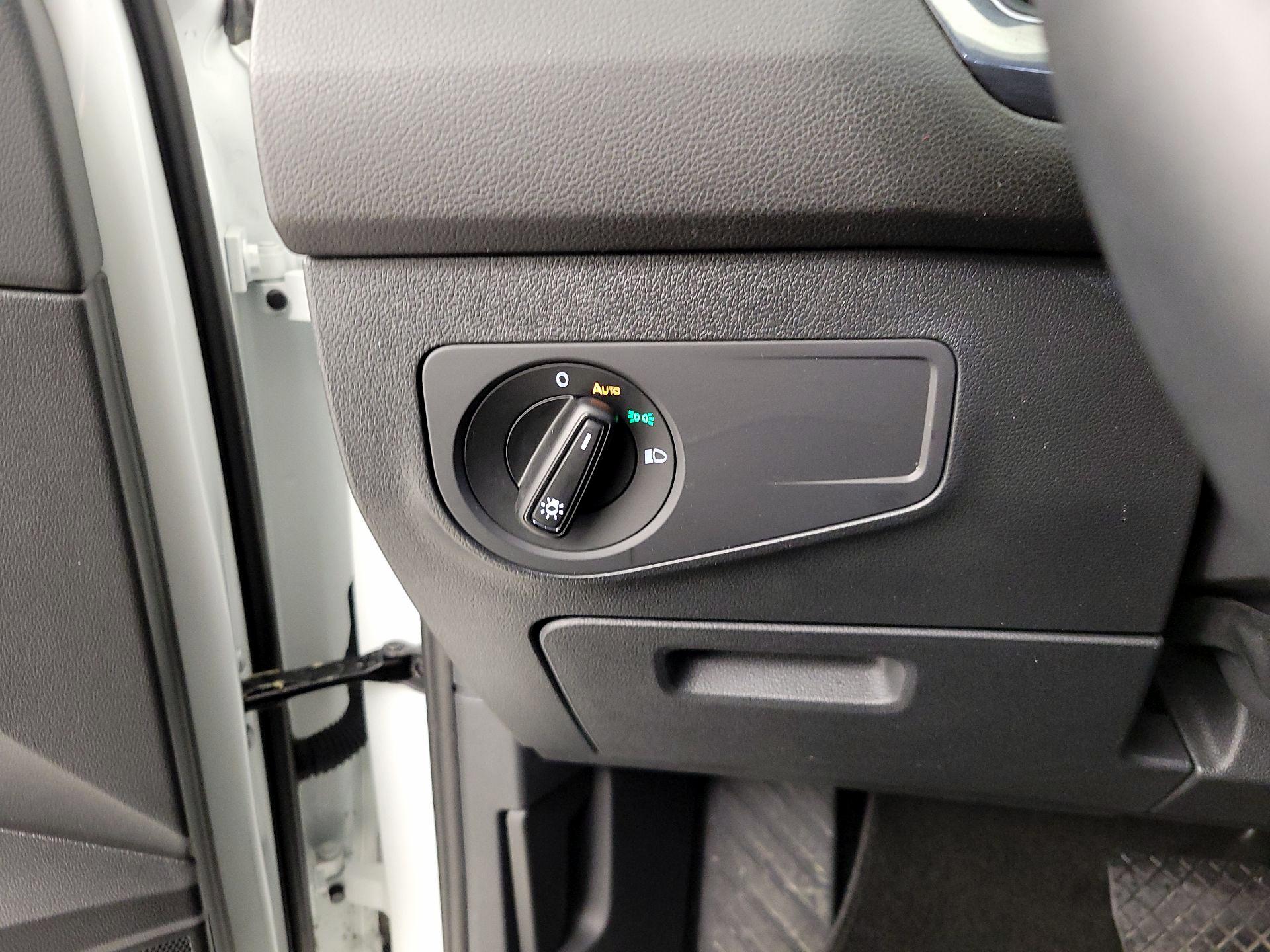 Thumbnail: 2024 Volkswagen Tiguan - 13