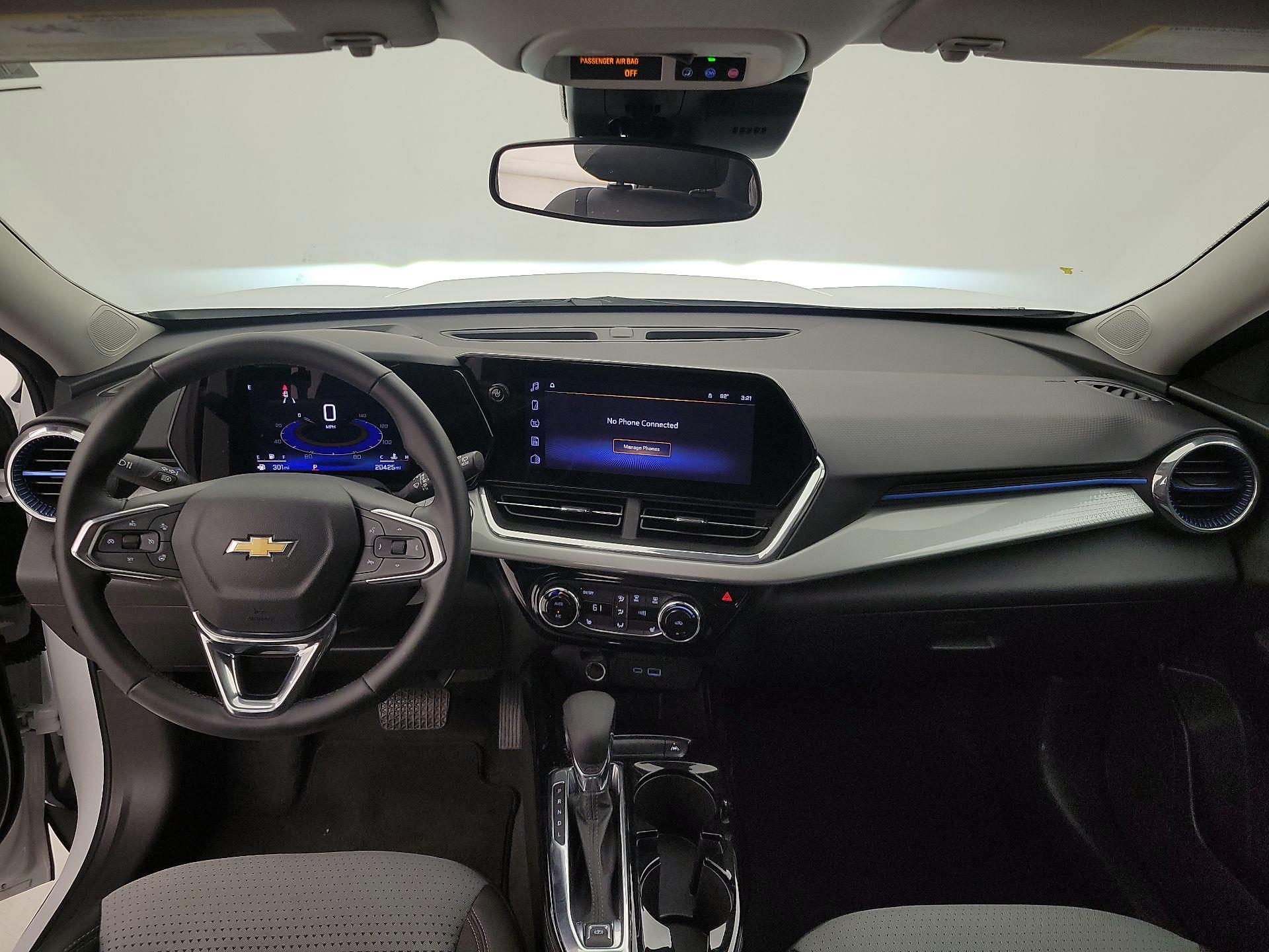 Thumbnail: 2025 Chevrolet Trax - 9