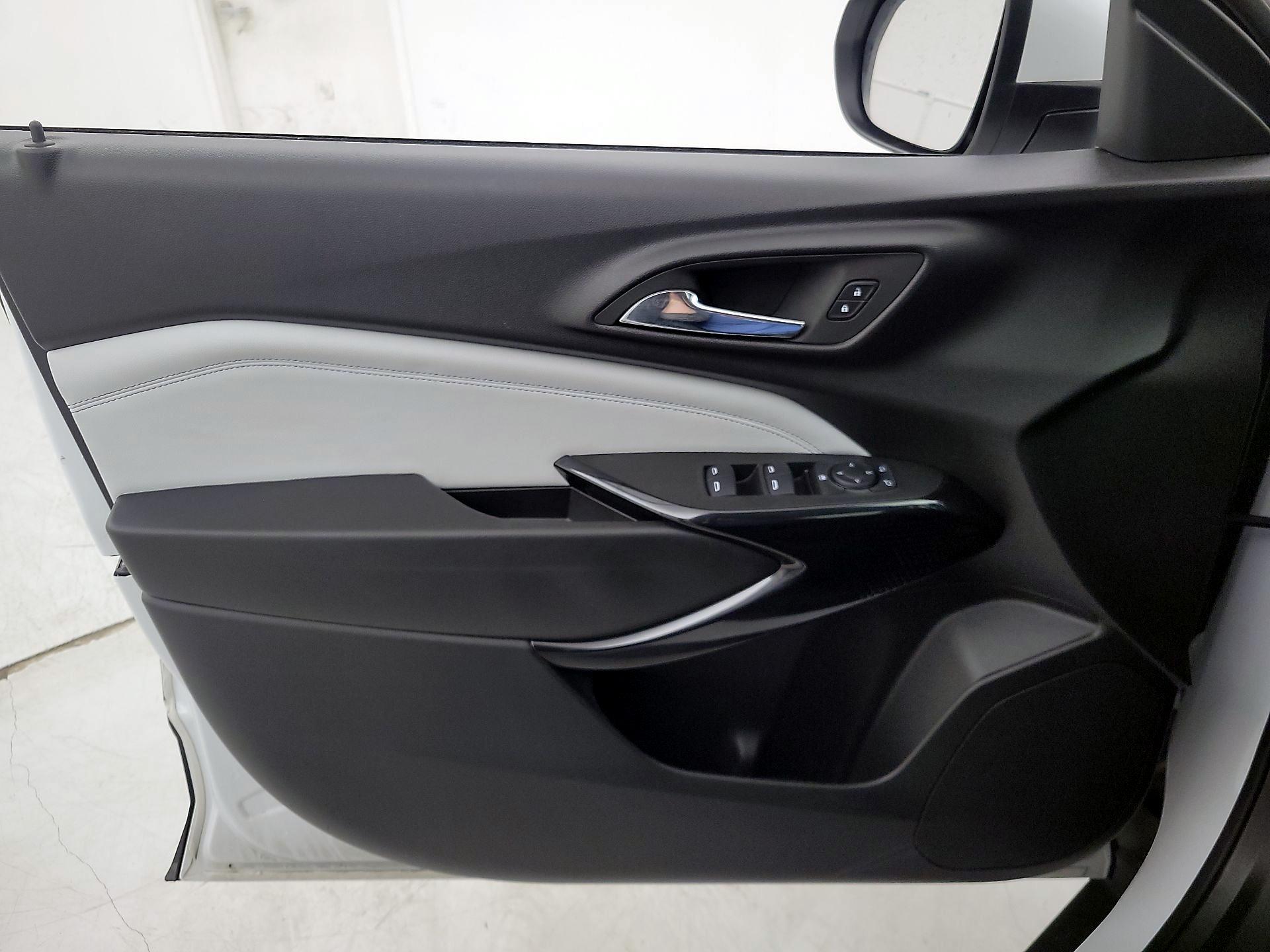 Thumbnail: 2025 Chevrolet Trax - 12