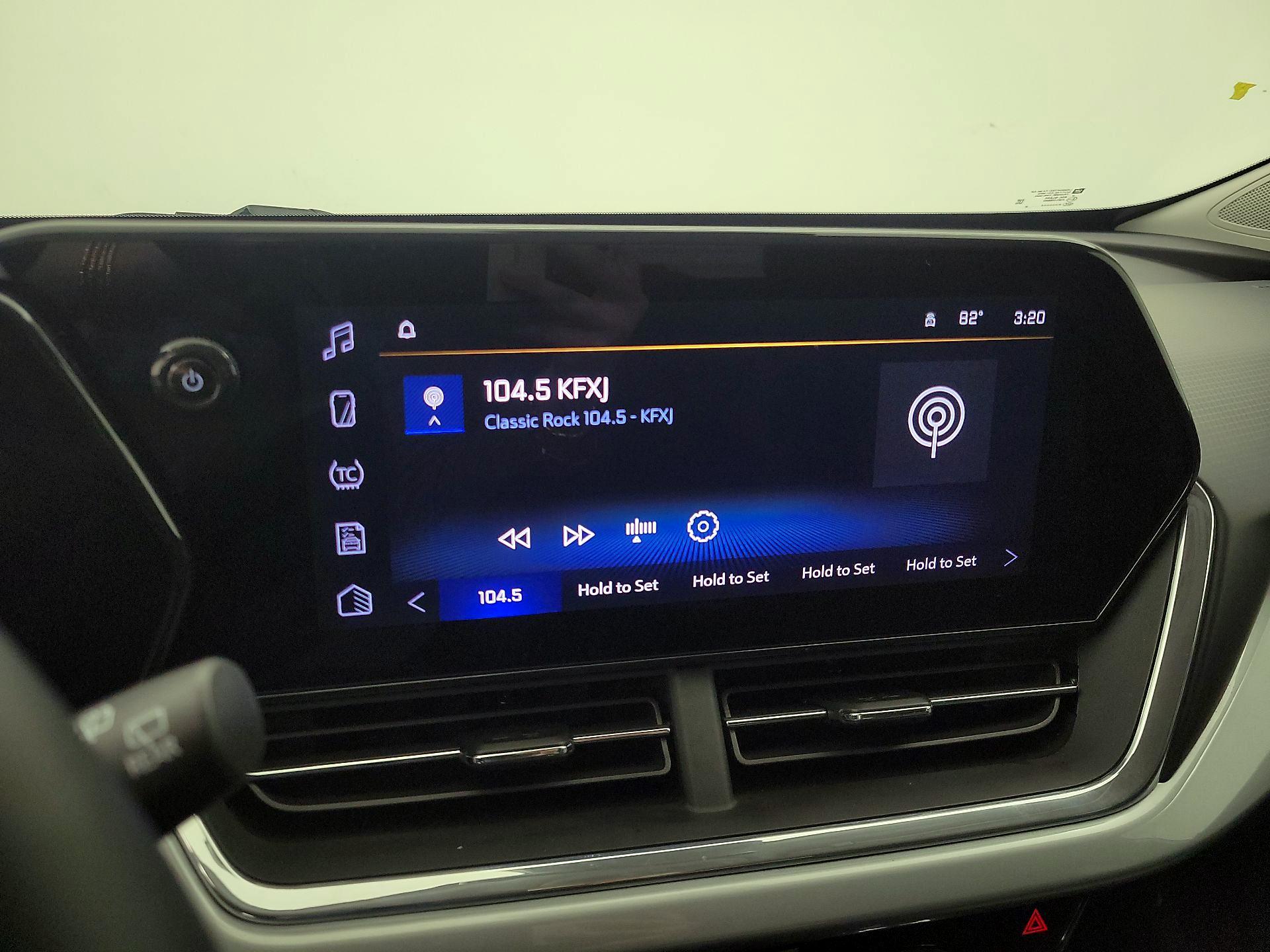 Thumbnail: 2025 Chevrolet Trax - 15