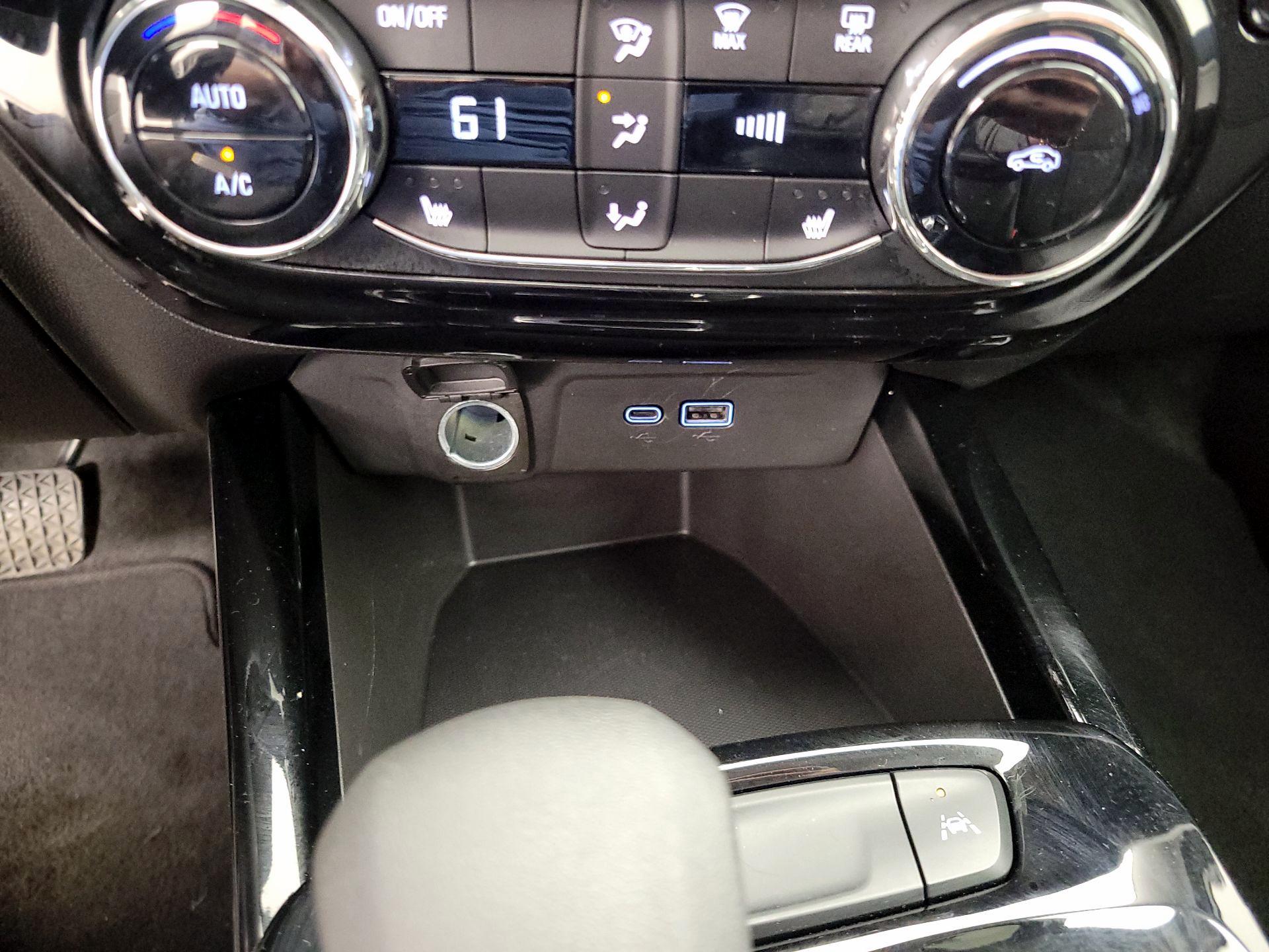 Thumbnail: 2025 Chevrolet Trax - 18