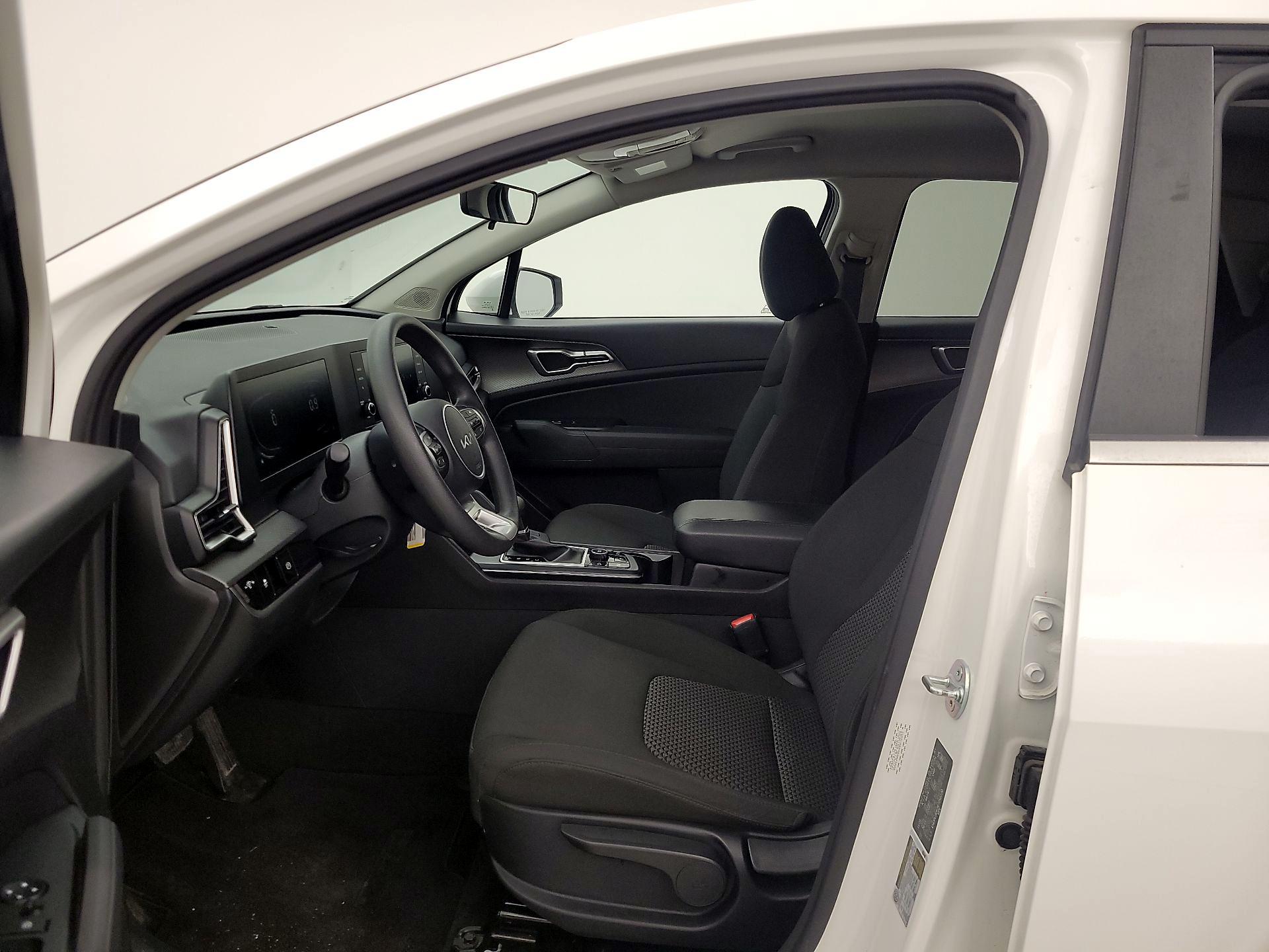 Thumbnail: 2024 Kia Sportage - 11