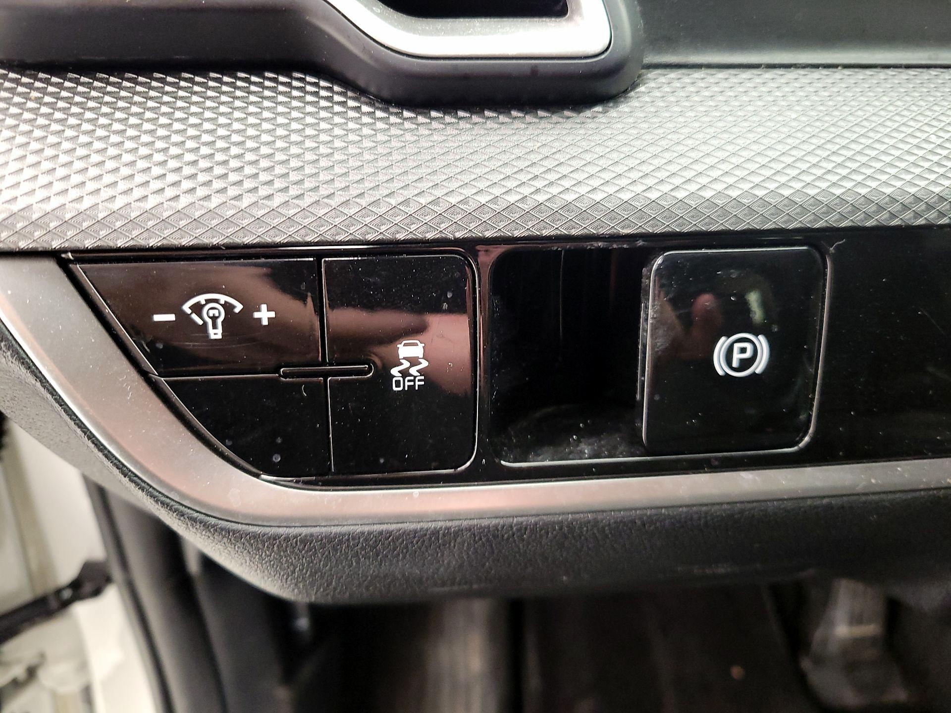 Thumbnail: 2024 Kia Sportage - 13