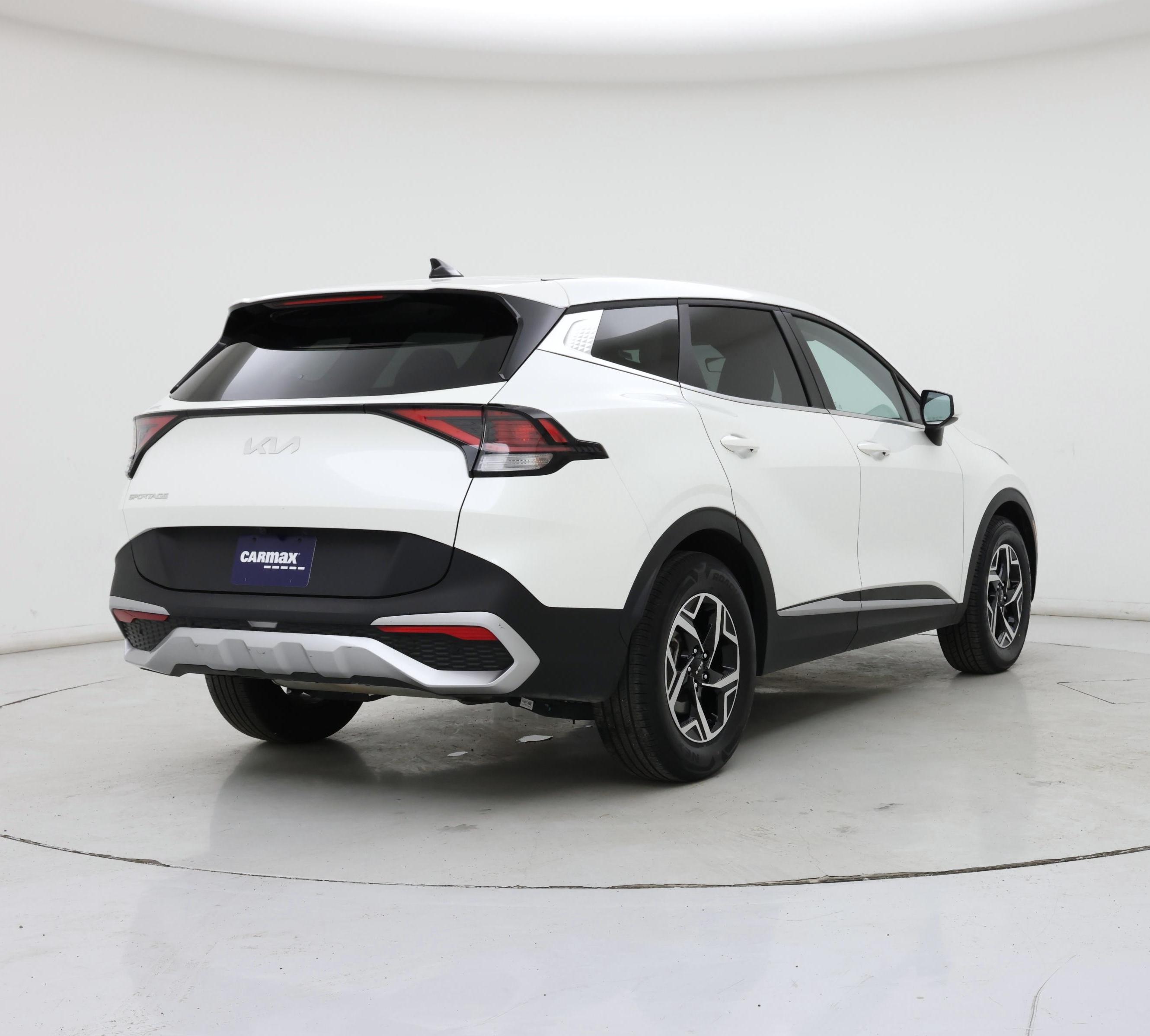 Thumbnail: 2024 Kia Sportage - 8