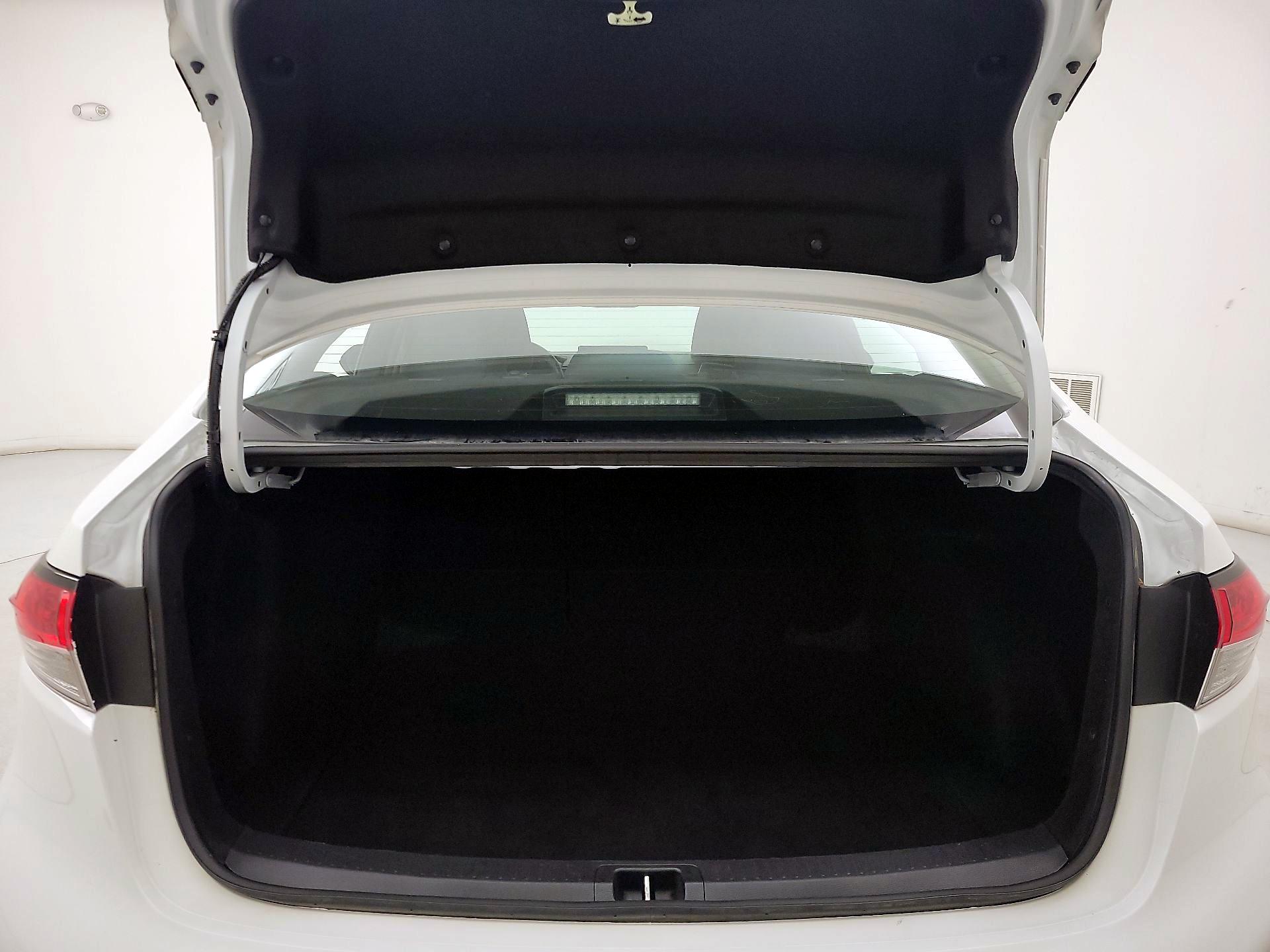 Thumbnail: 2024 Toyota Corolla - 20