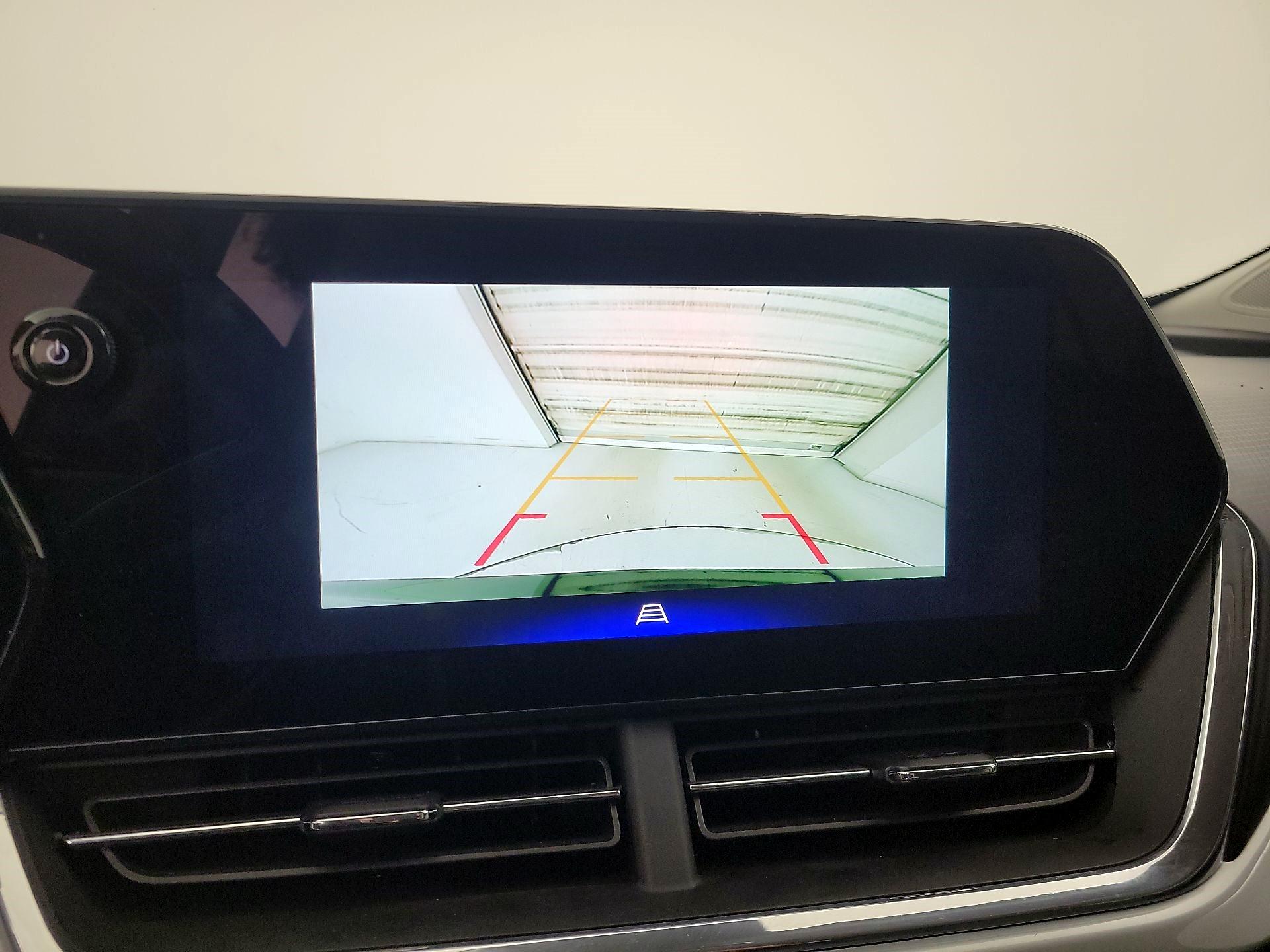 Thumbnail: 2025 Chevrolet Trax - 14