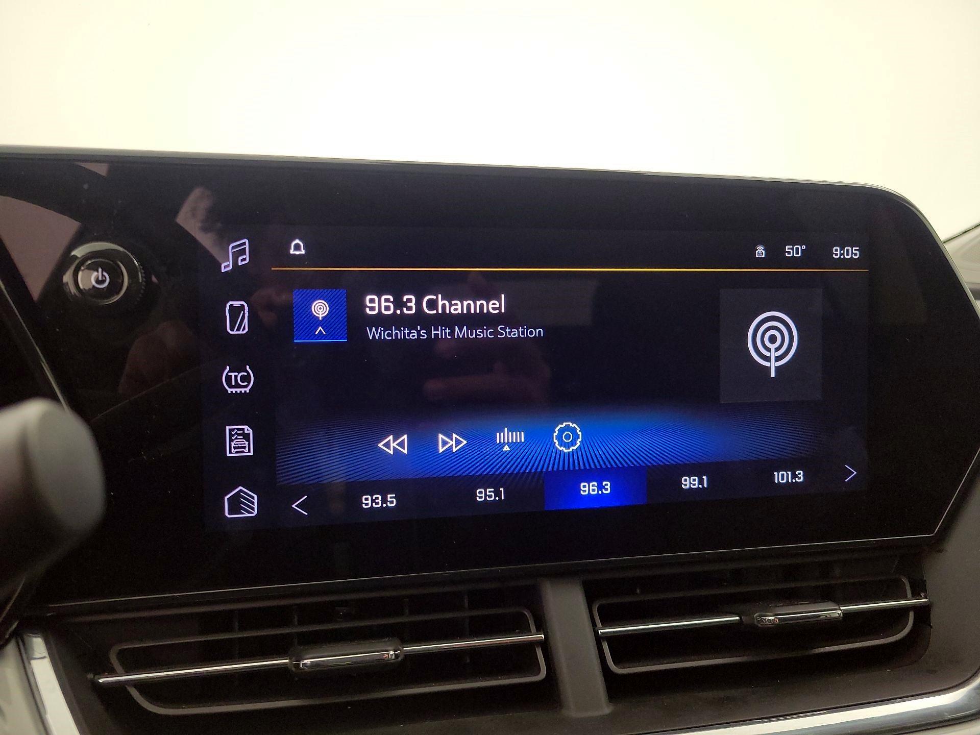 Thumbnail: 2025 Chevrolet Trax - 15