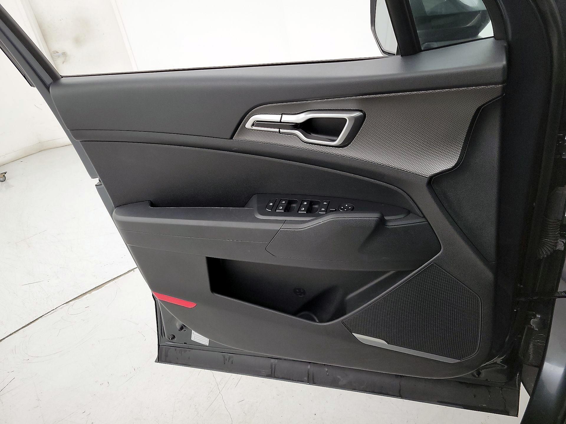 Thumbnail: 2024 Kia Sportage - 12