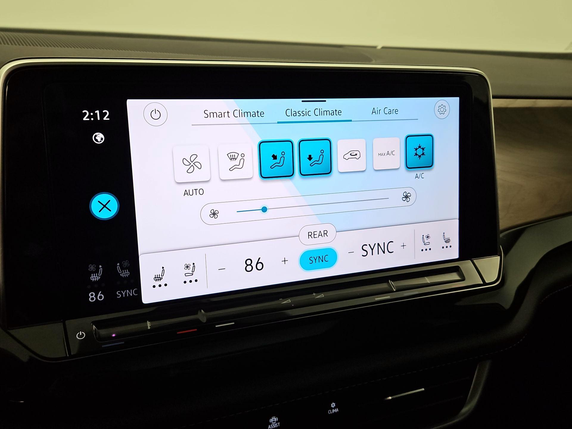 Thumbnail: 2024 Volkswagen Atlas - 16