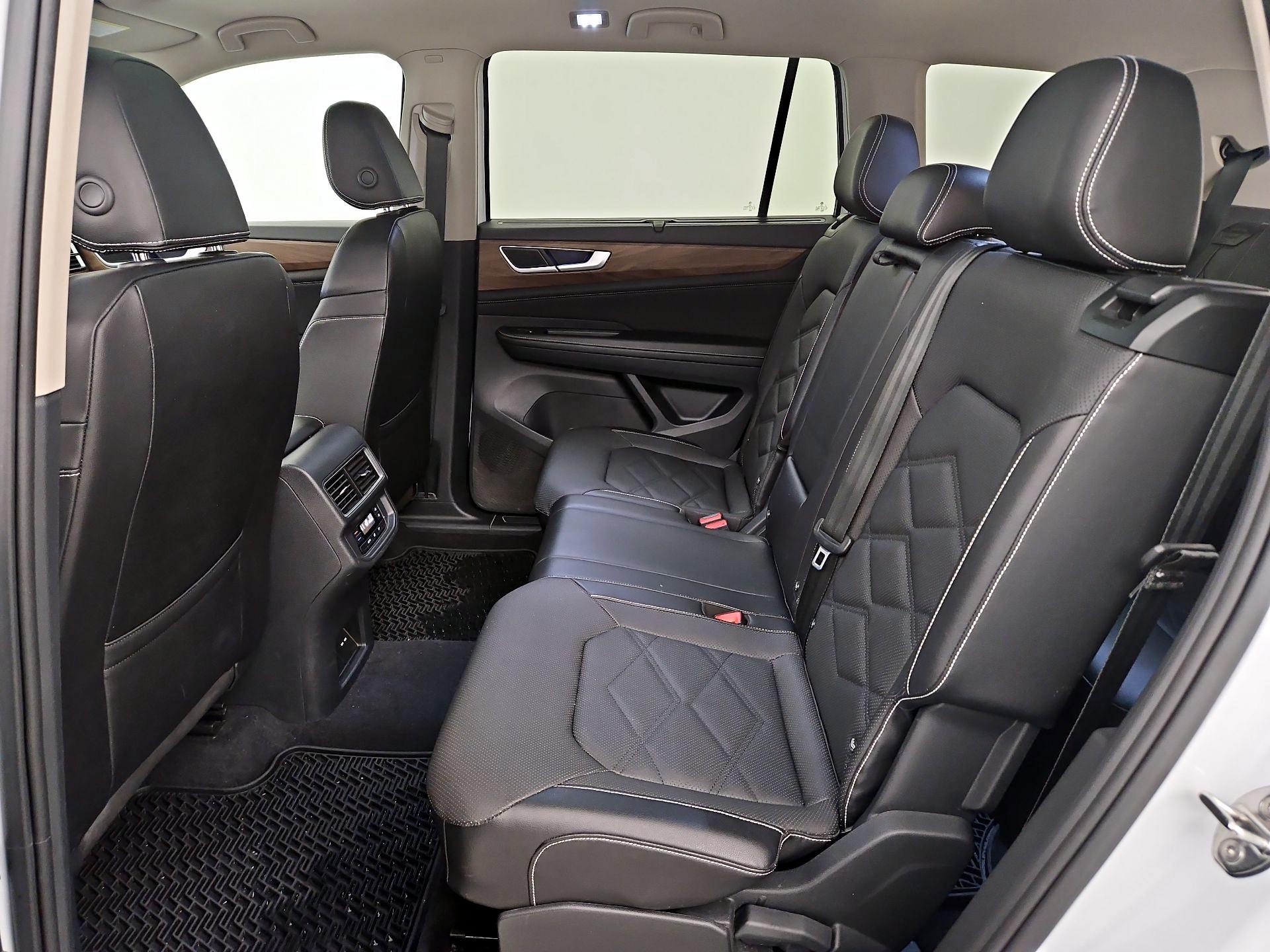 Thumbnail: 2024 Volkswagen Atlas - 20