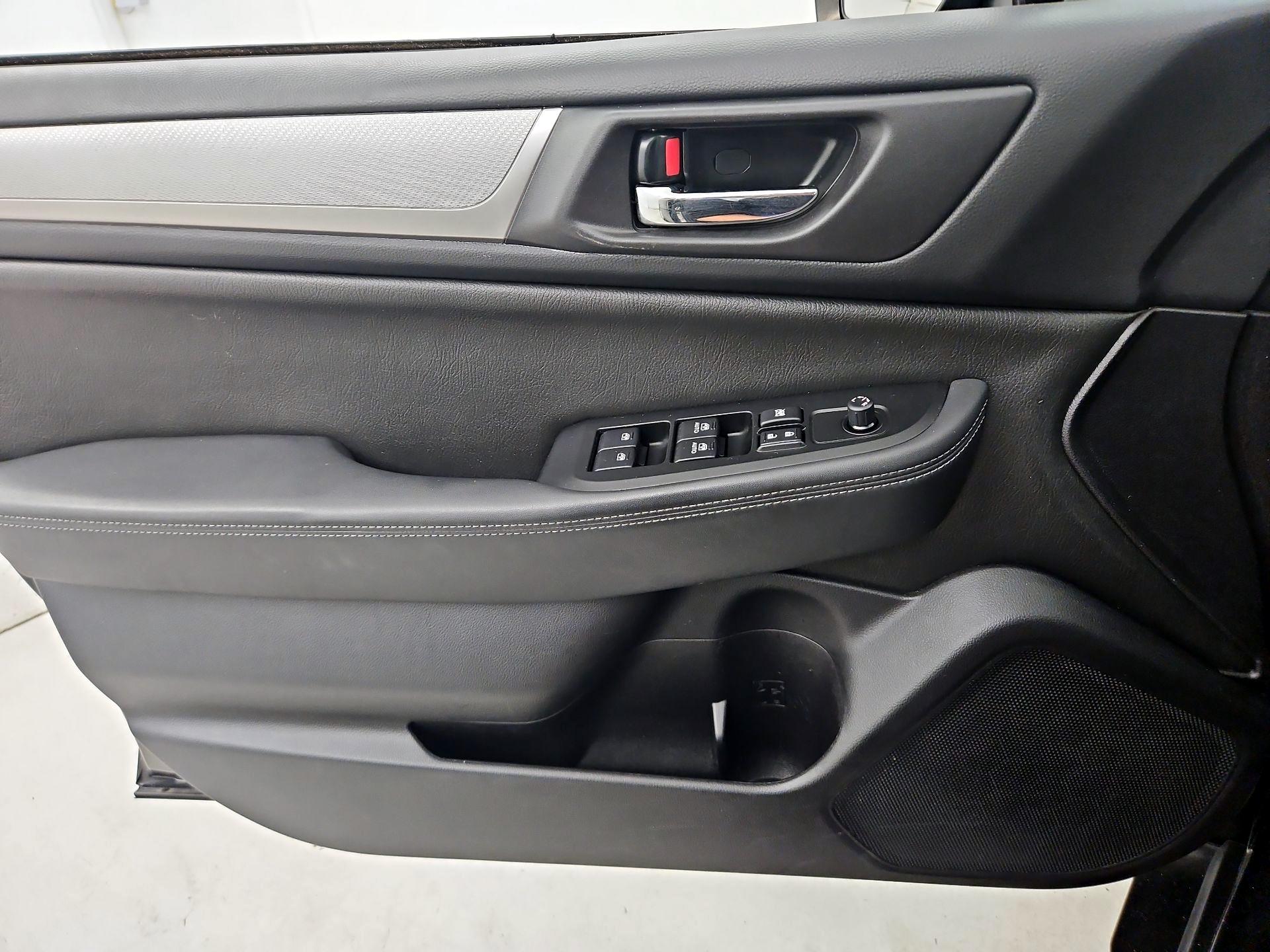 Thumbnail: 2017 Subaru Outback - 12