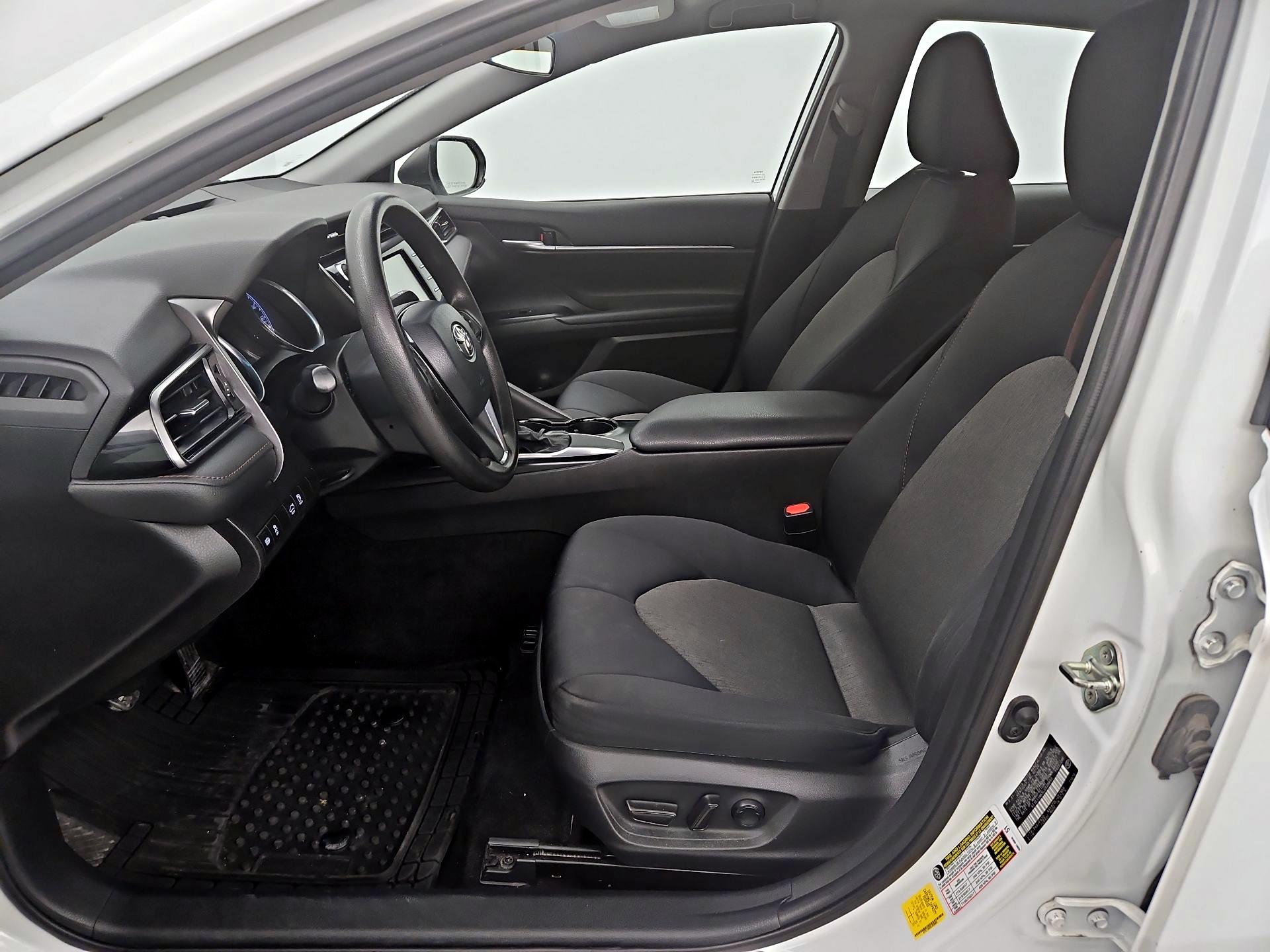 Thumbnail: 2020 Toyota Camry - 11