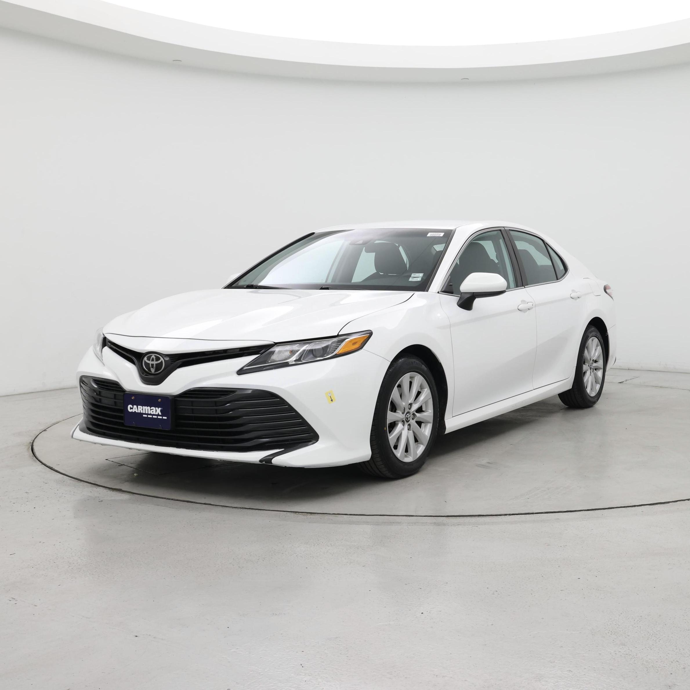 Thumbnail: 2020 Toyota Camry - 4