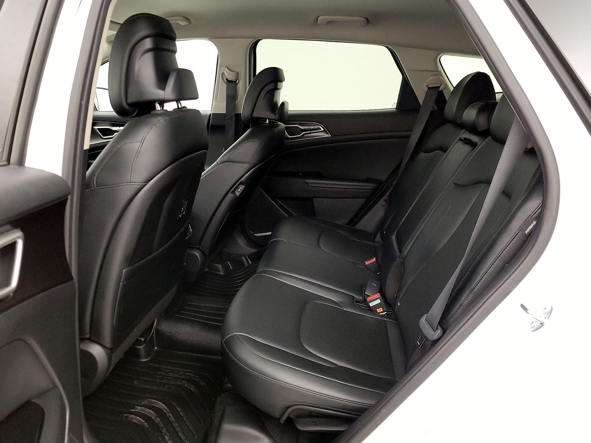 Thumbnail: 2024 Kia Sportage - 20