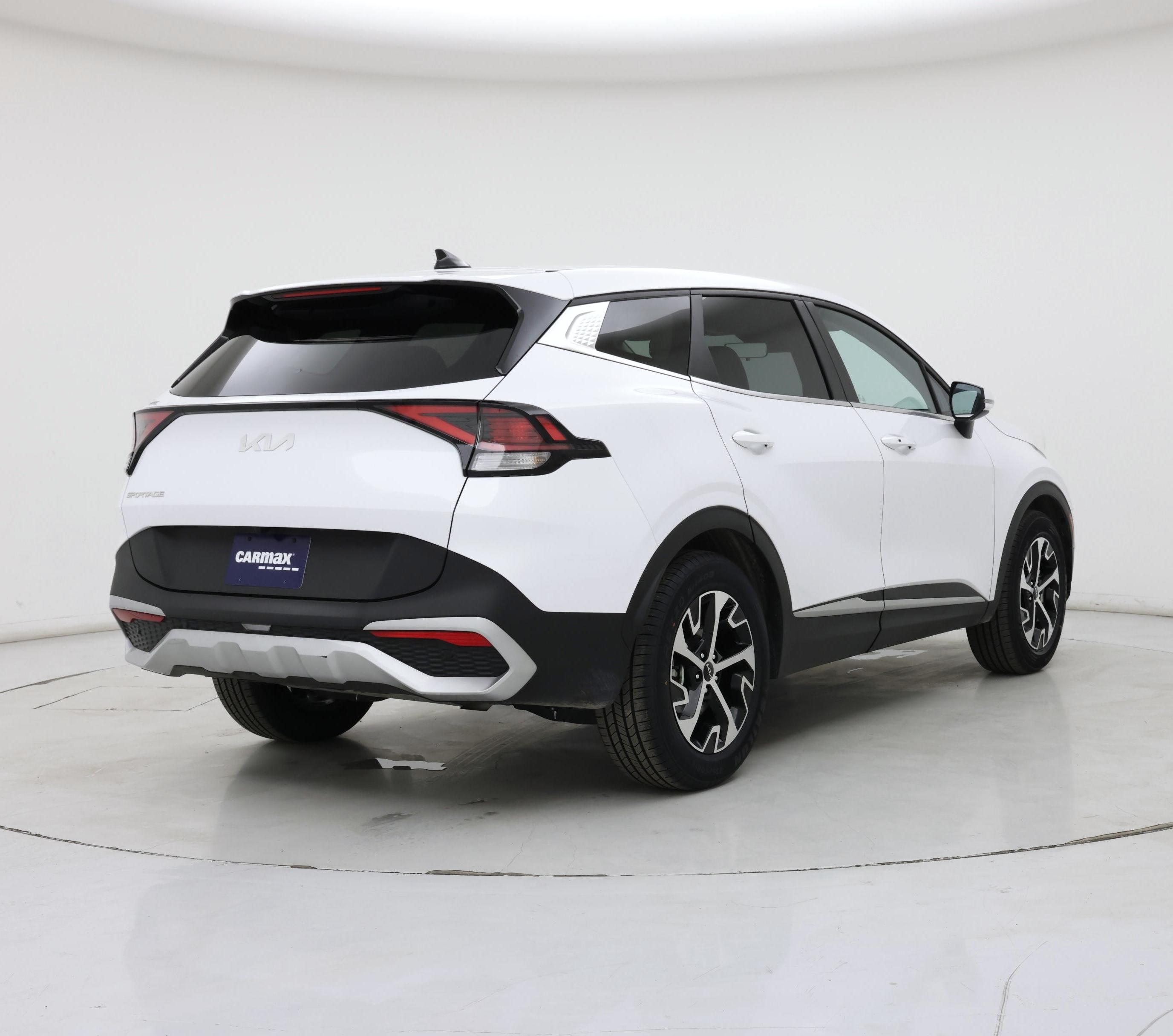 Thumbnail: 2024 Kia Sportage - 8