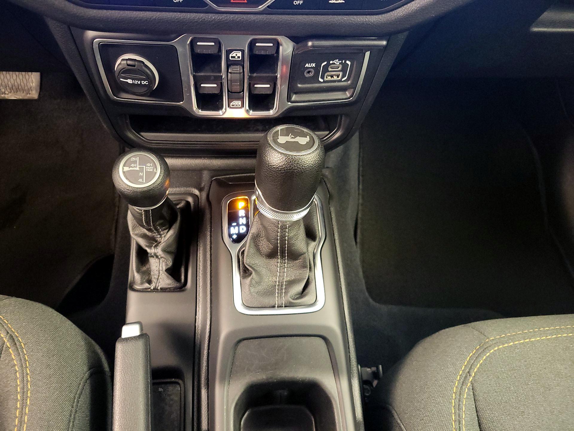 Thumbnail: 2024 Jeep Wrangler - 17