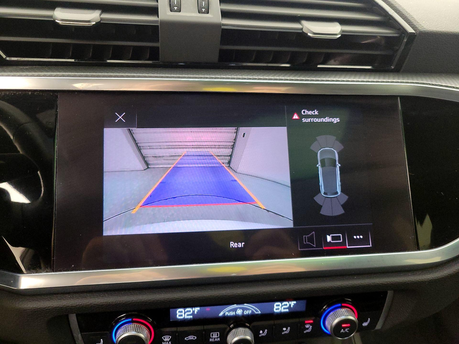 Thumbnail: 2022 Audi Q3 - 14