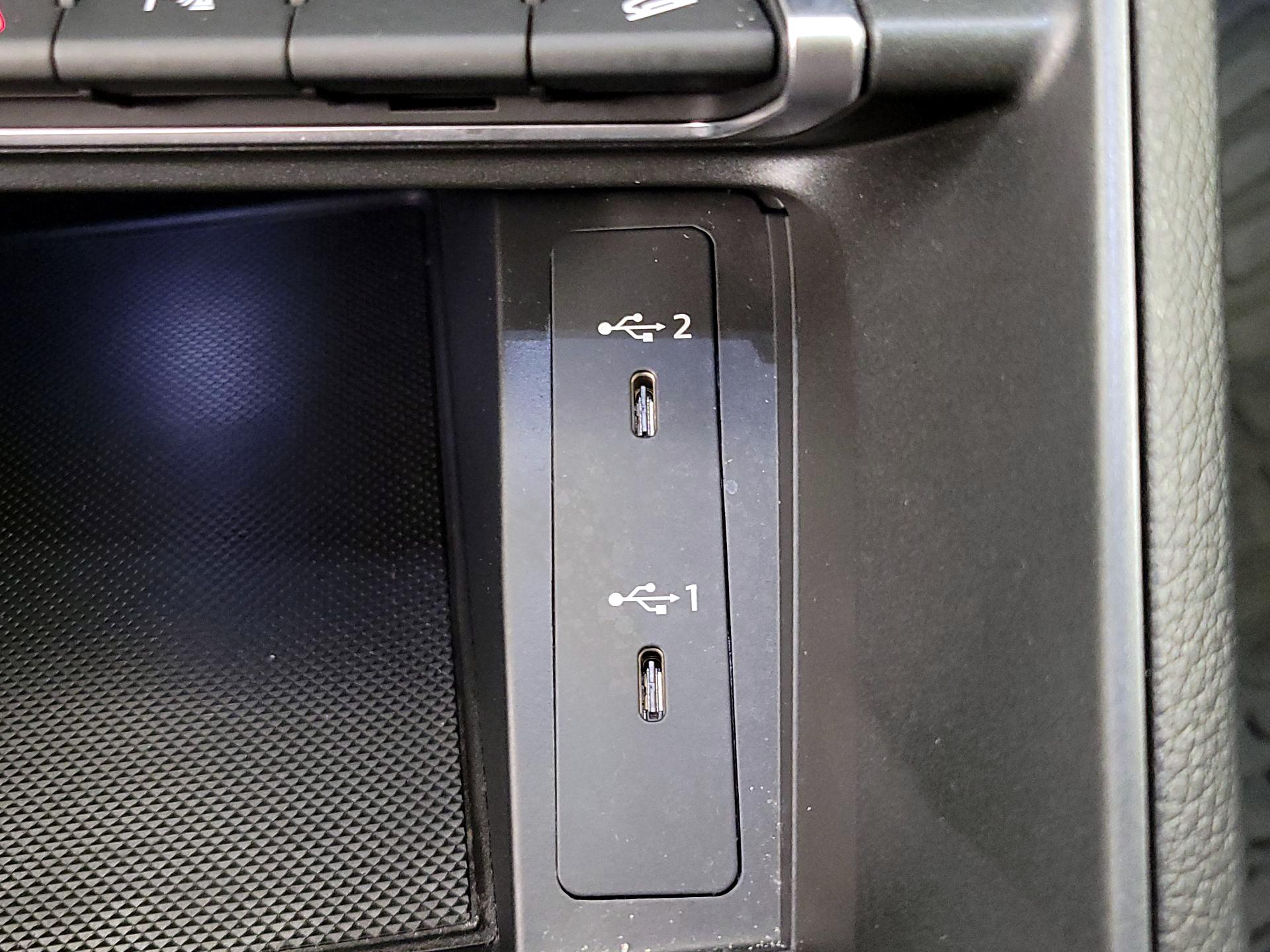 Thumbnail: 2022 Audi Q3 - 18