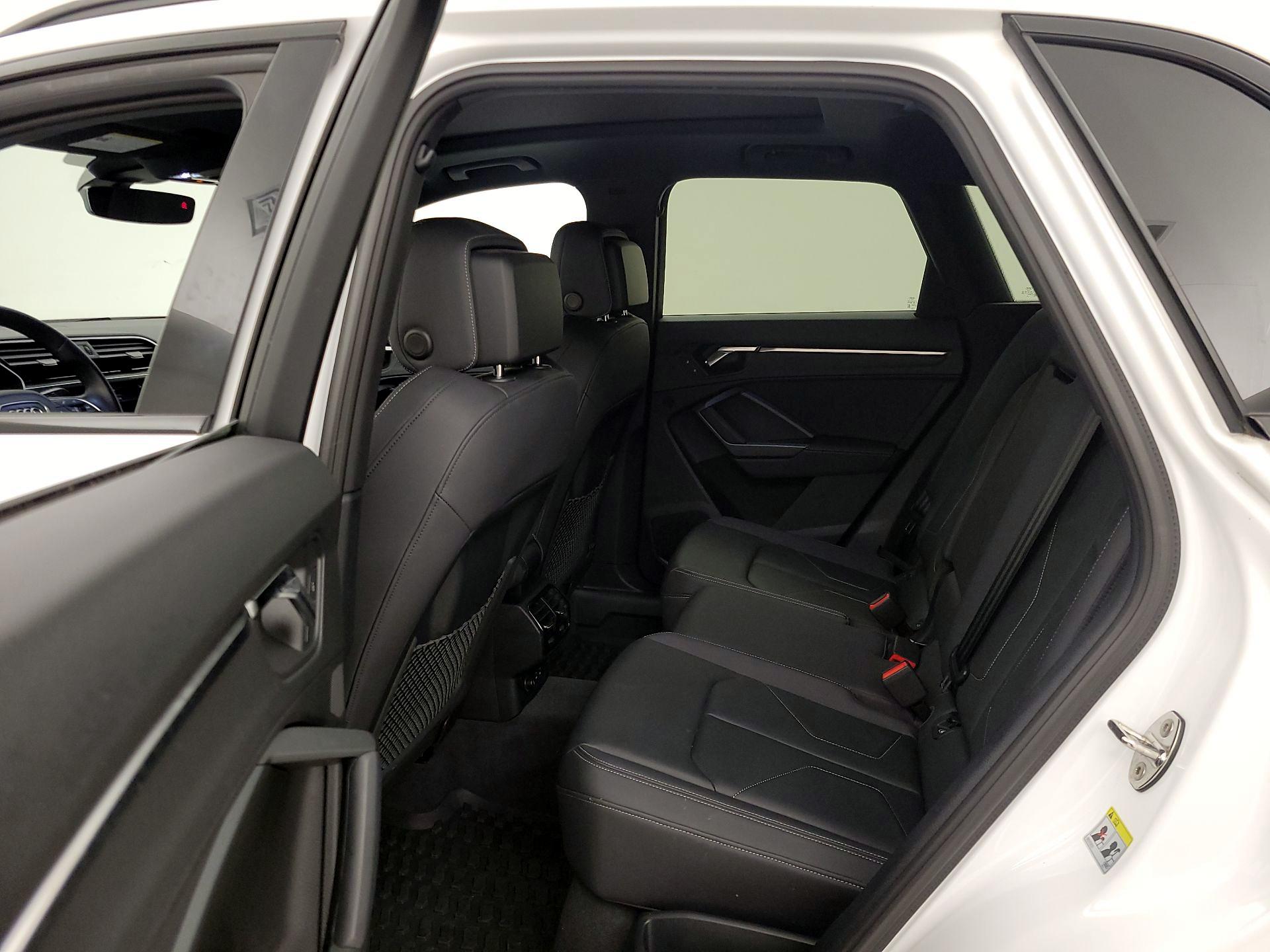 Thumbnail: 2022 Audi Q3 - 20